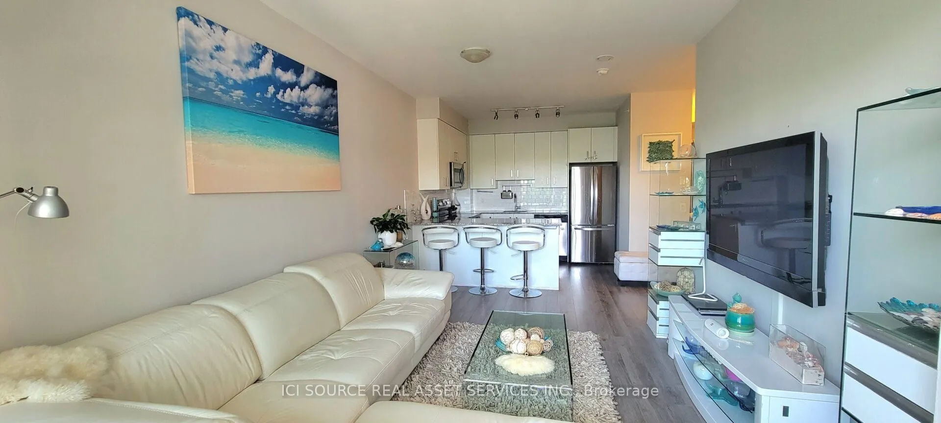 11611 Yonge Street #301