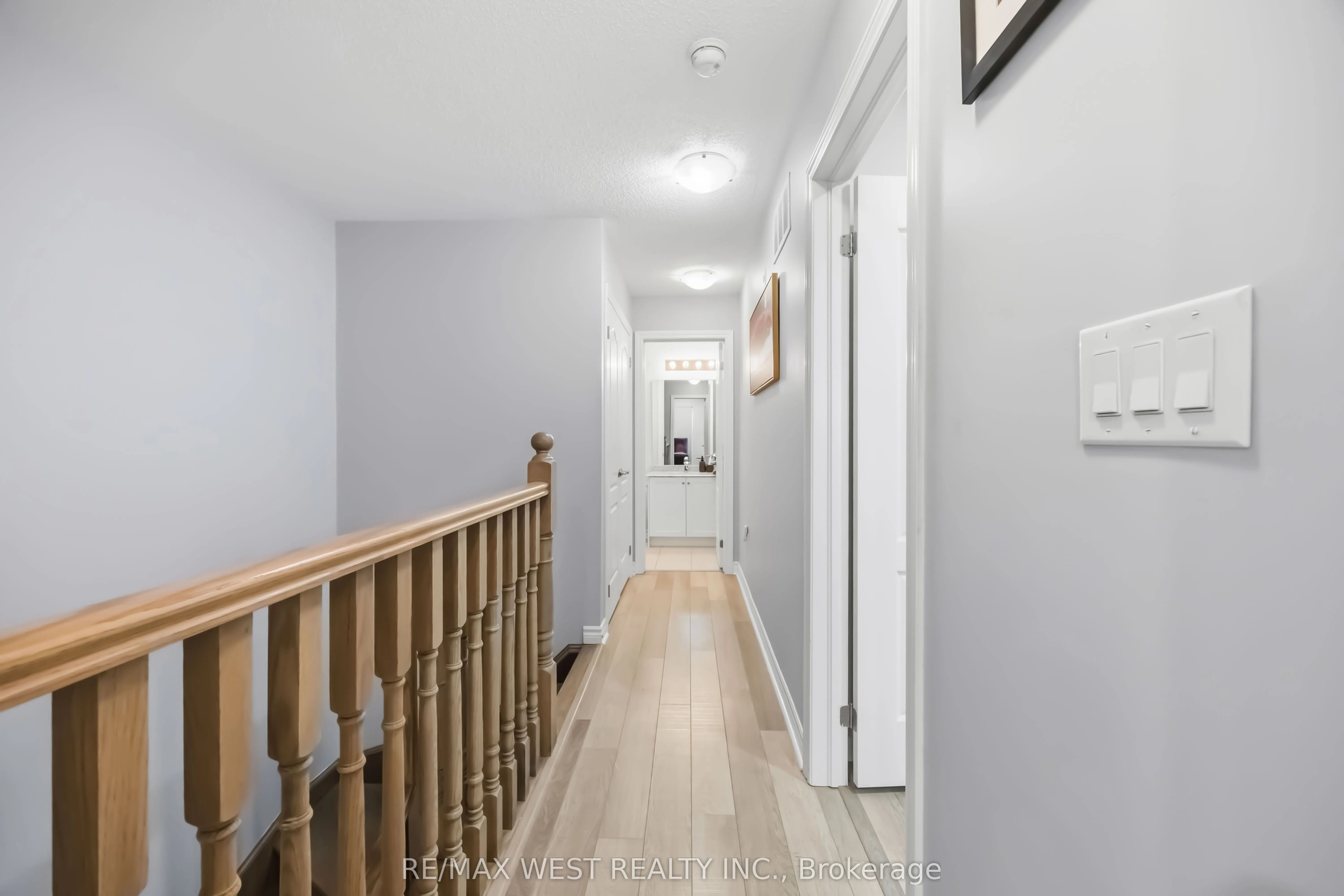 3905 Major MacKenzie Drive #32