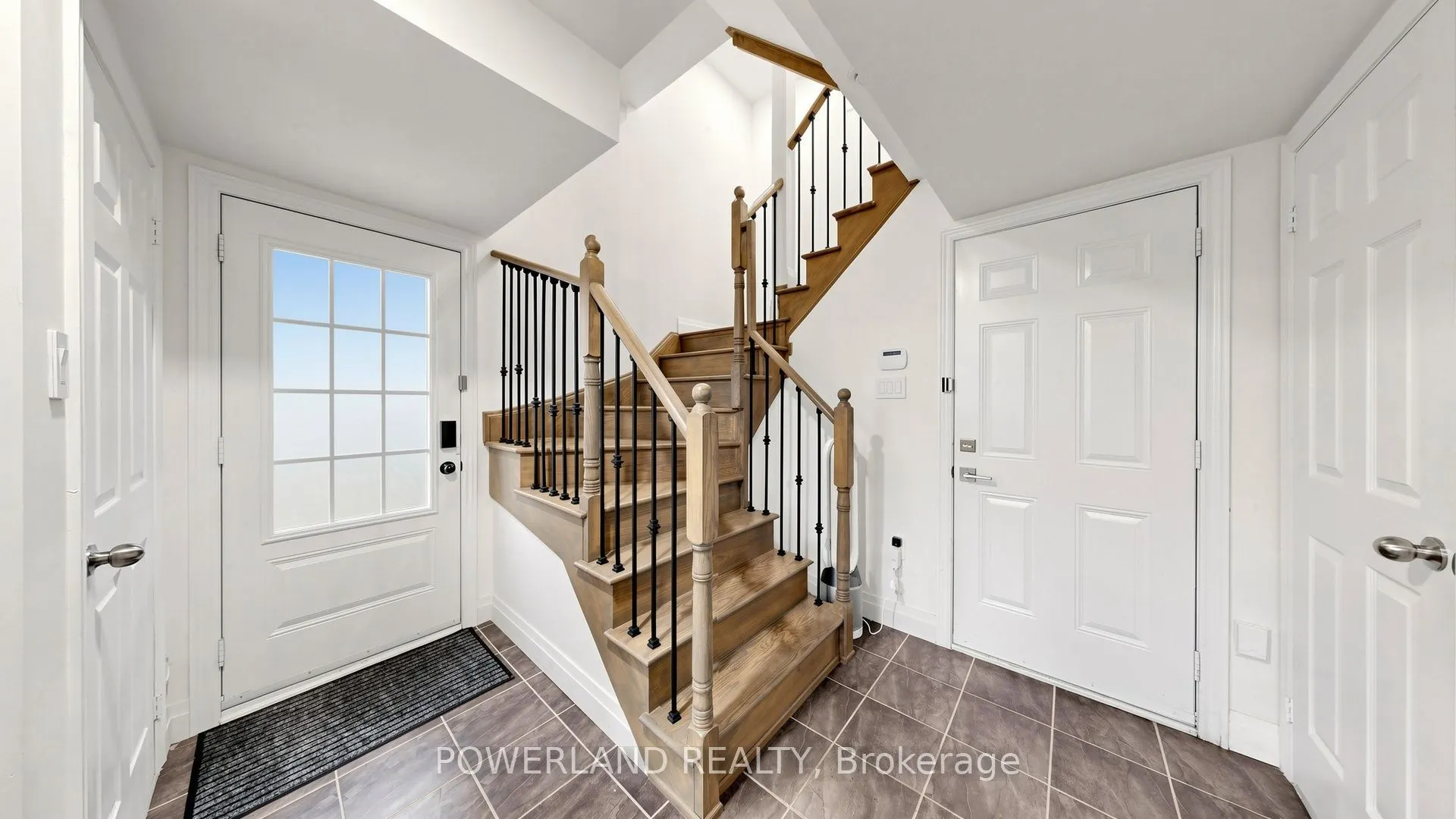 259 Dundas Way