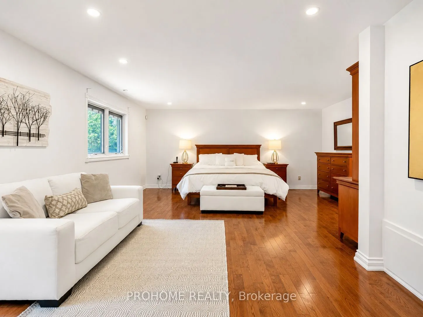 16 Tuscay Court