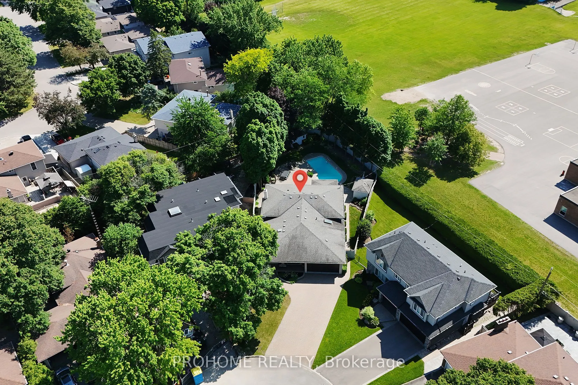 16 Tuscay Court