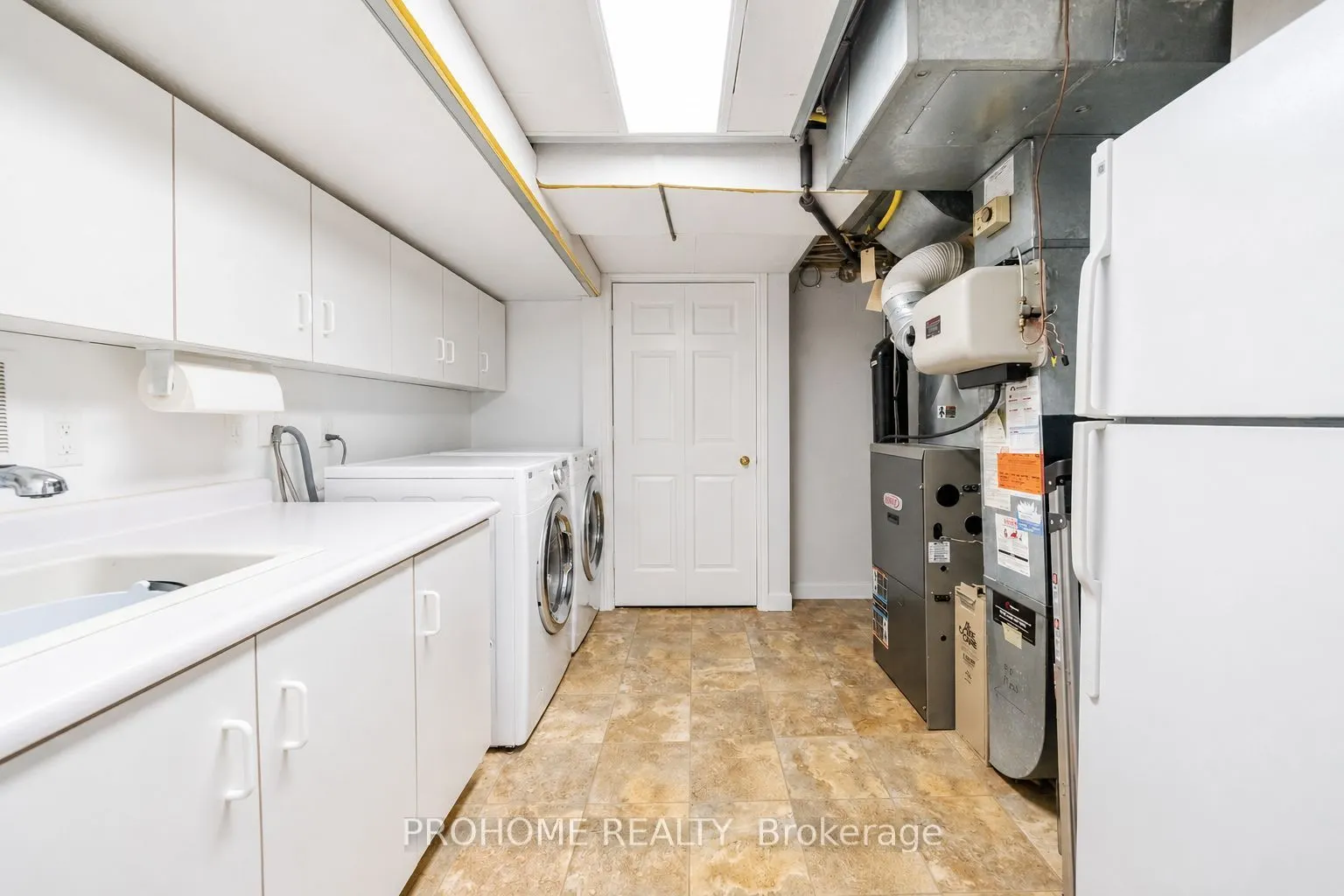 16 Tuscay Court