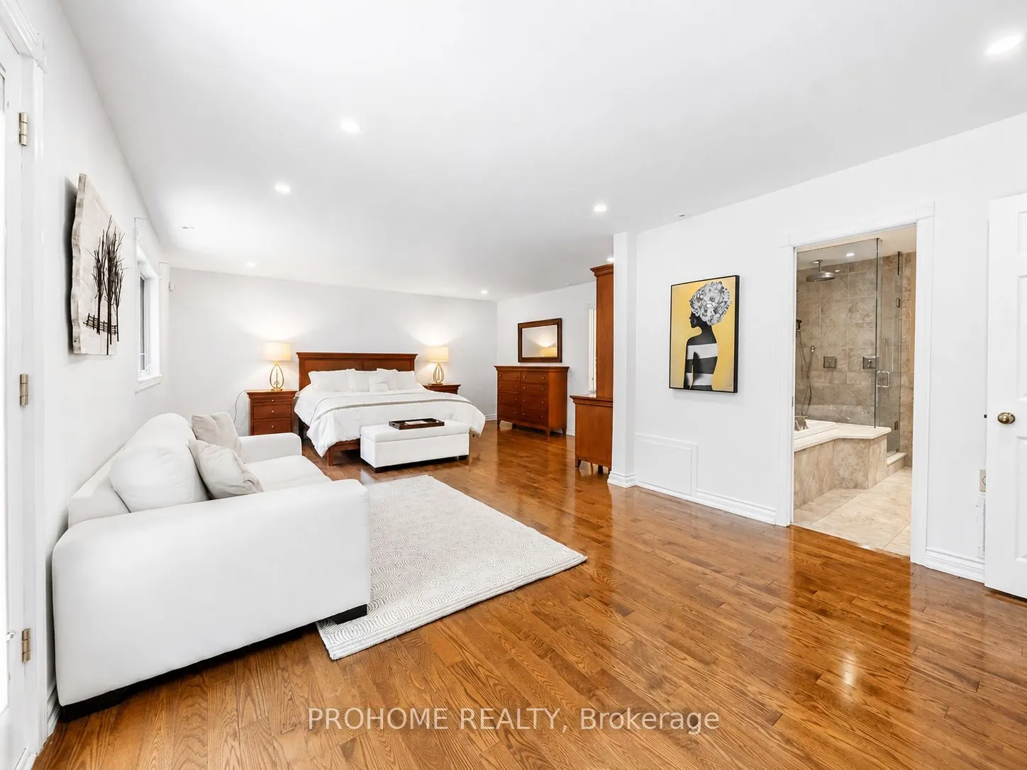 16 Tuscay Court