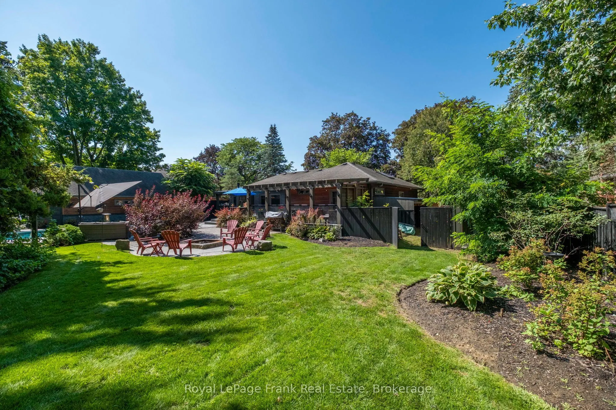 4069 Front Street