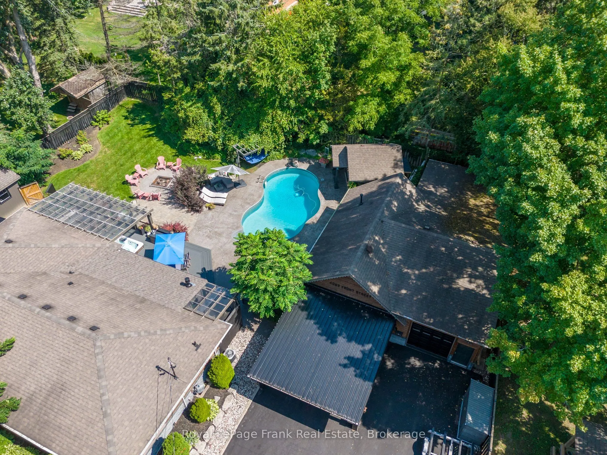 4069 Front Street