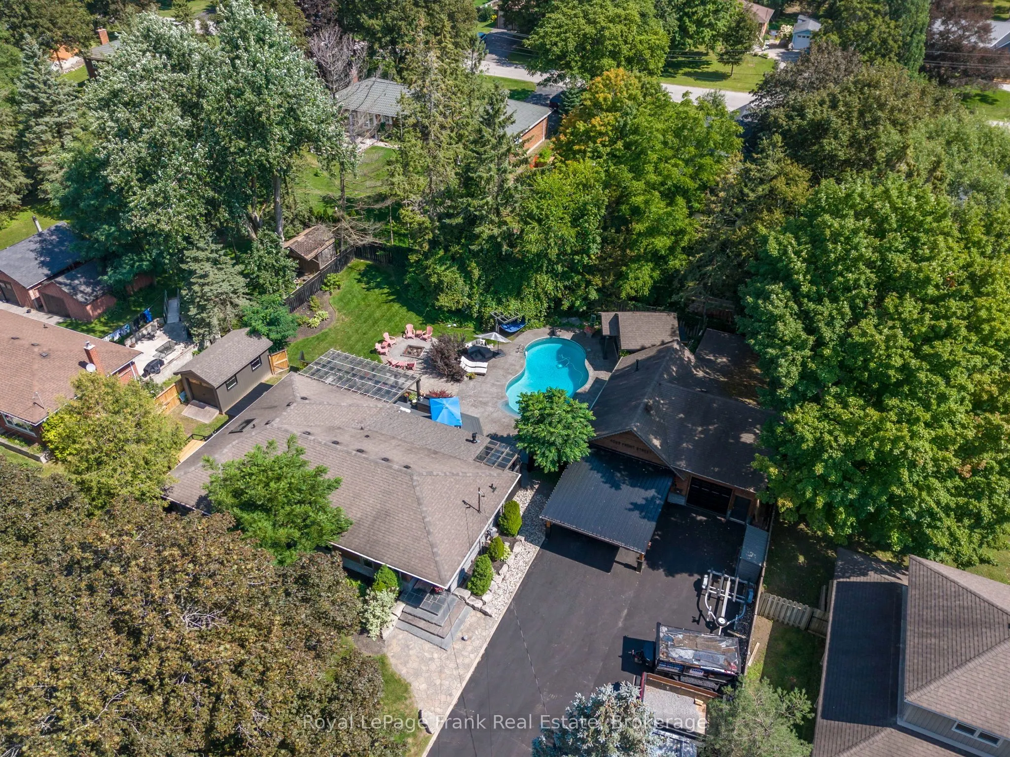4069 Front Street