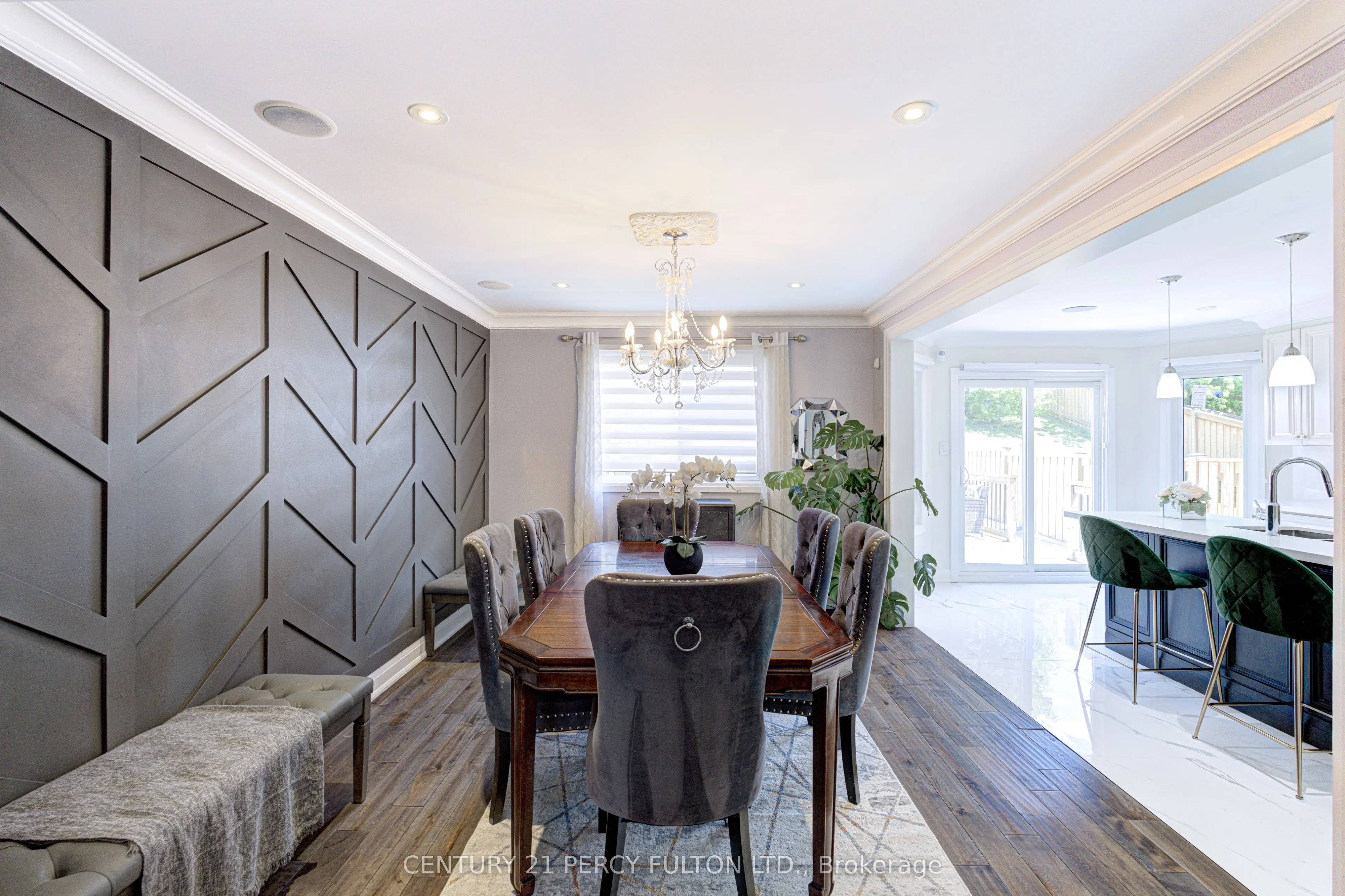 109 Woodcroft Lane