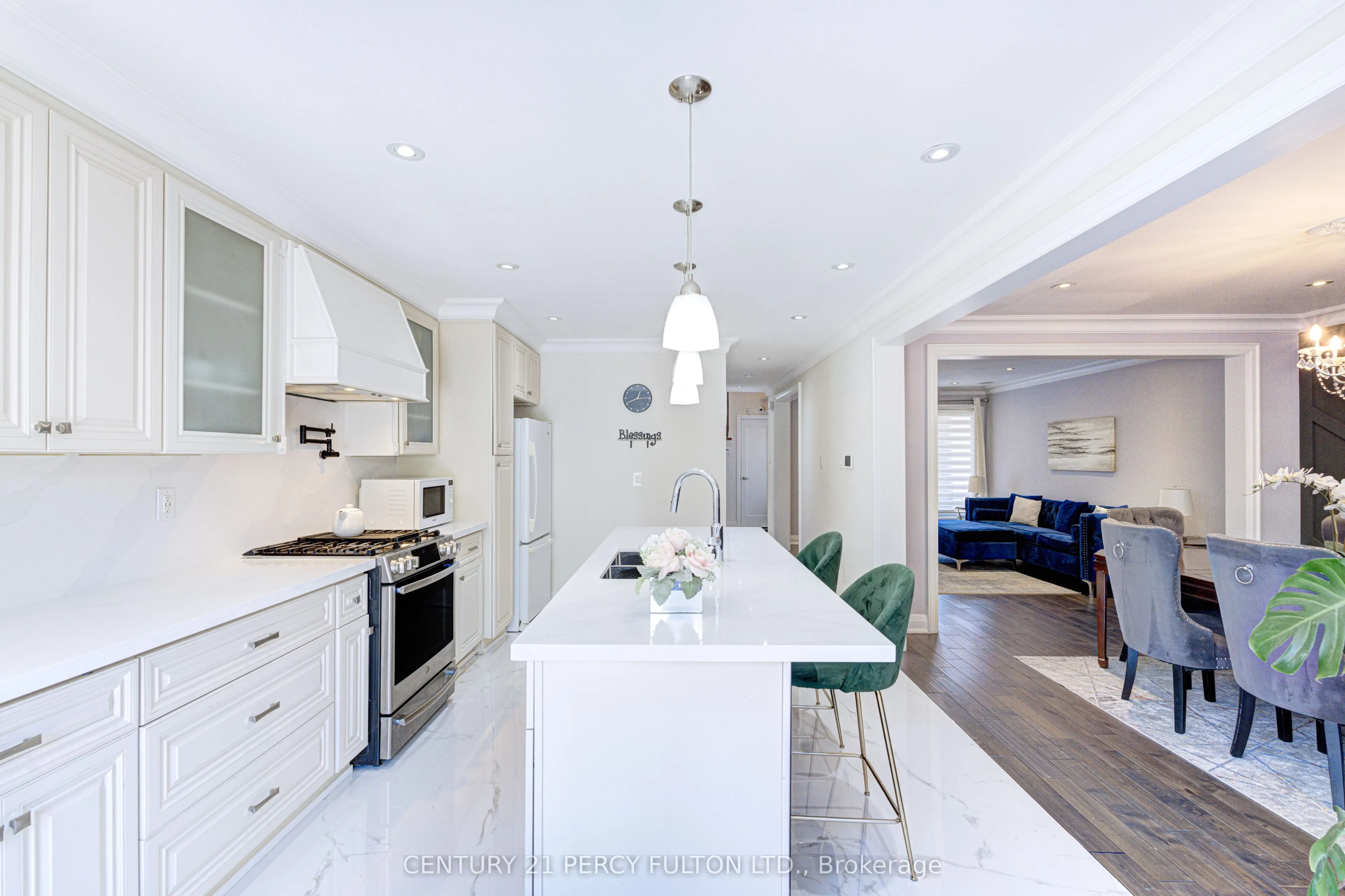 109 Woodcroft Lane