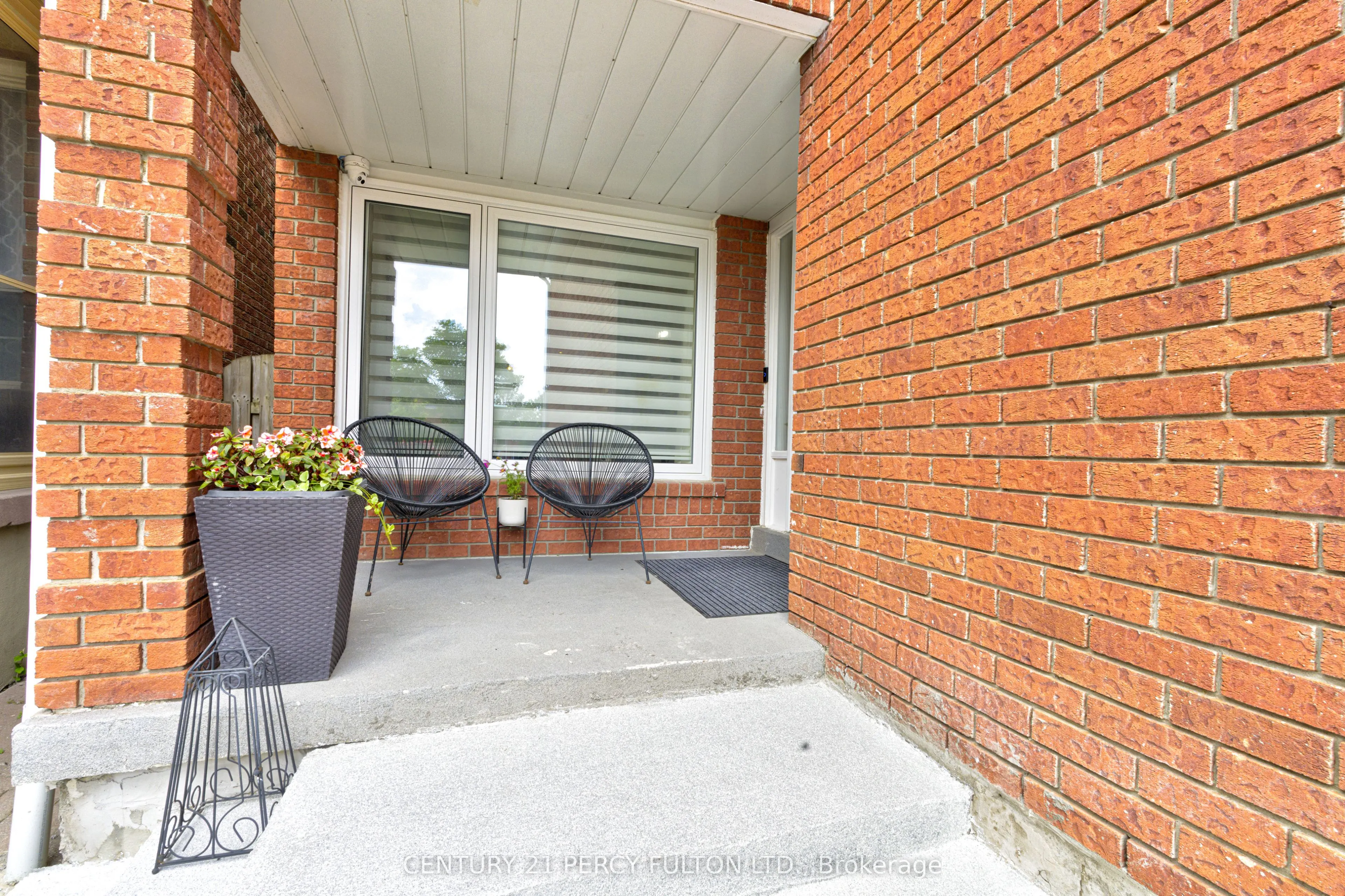 109 Woodcroft Lane