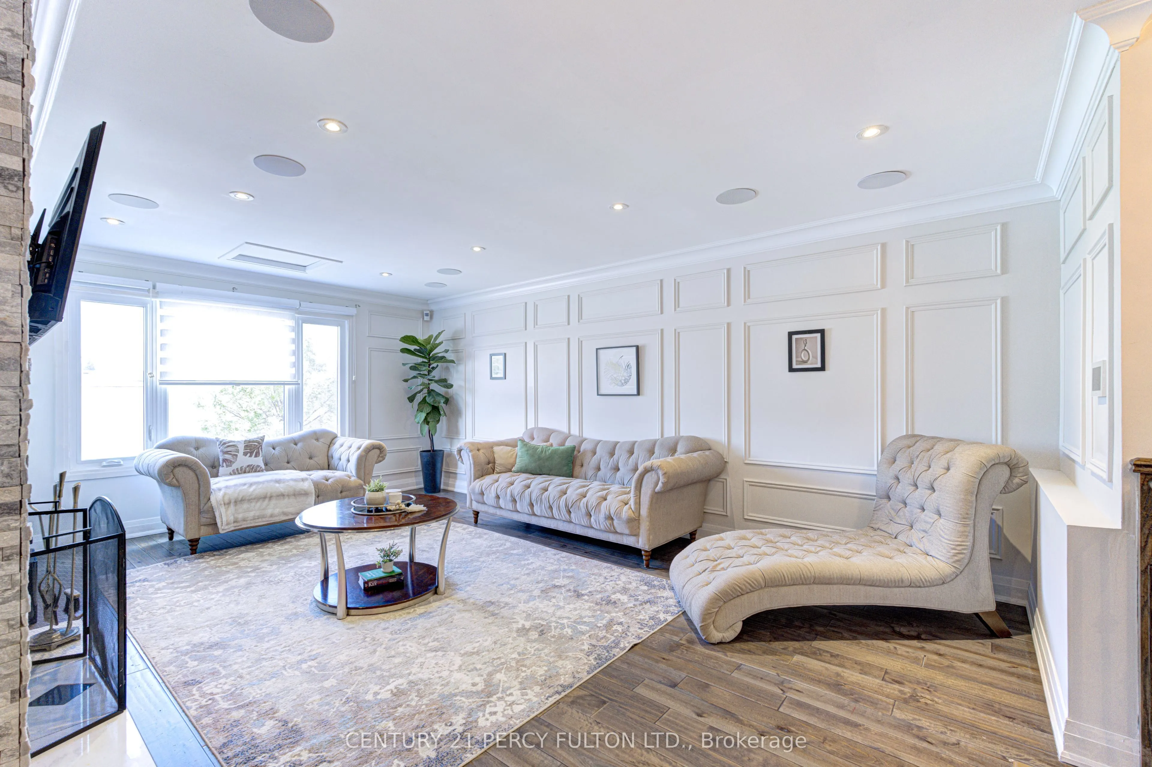 109 Woodcroft Lane