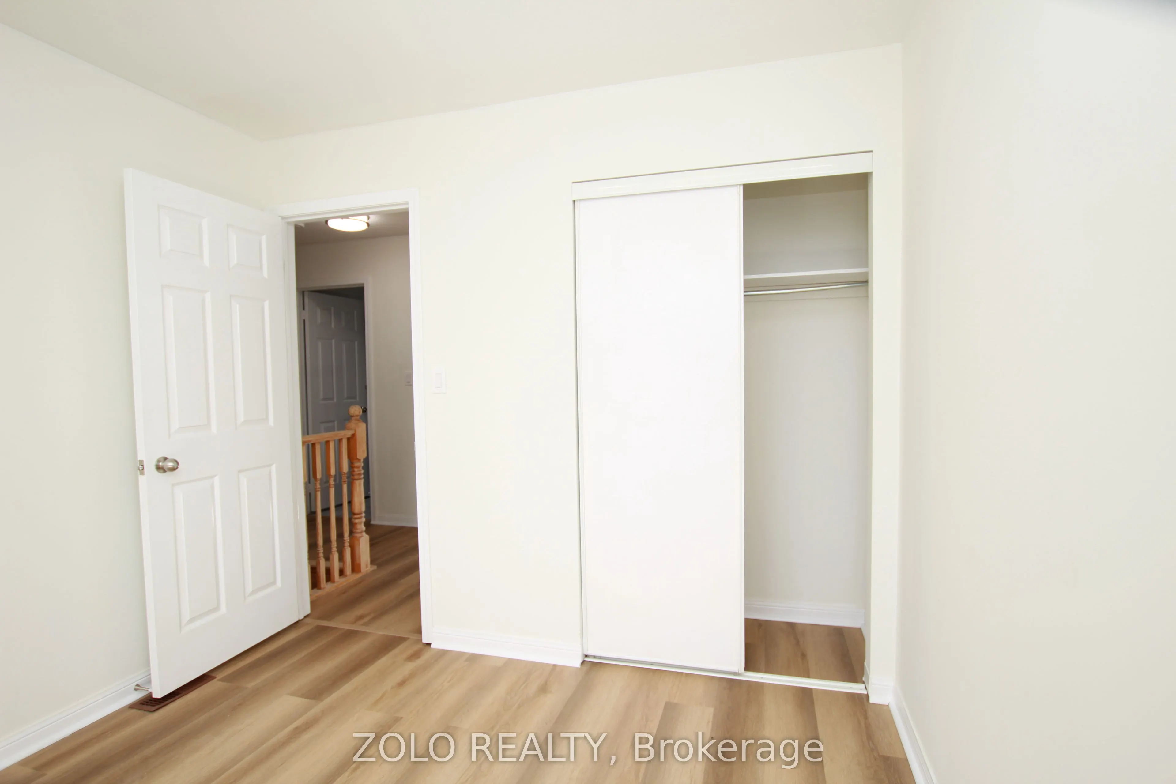 226 Equator Crescent N
