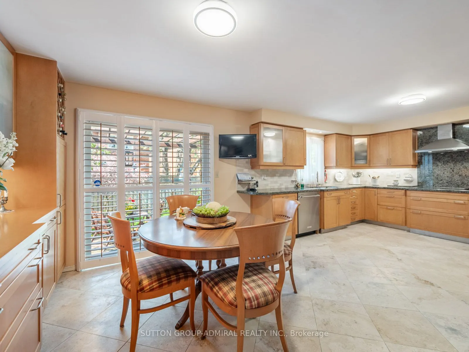 49 Miriam Crescent