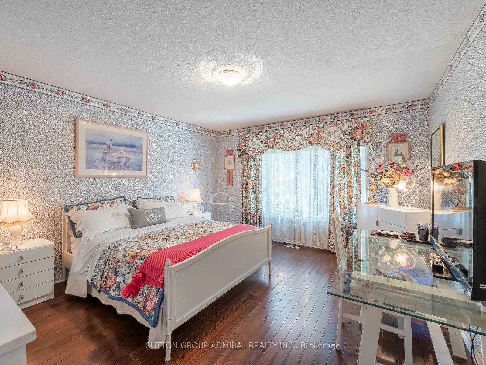 49 Miriam Crescent