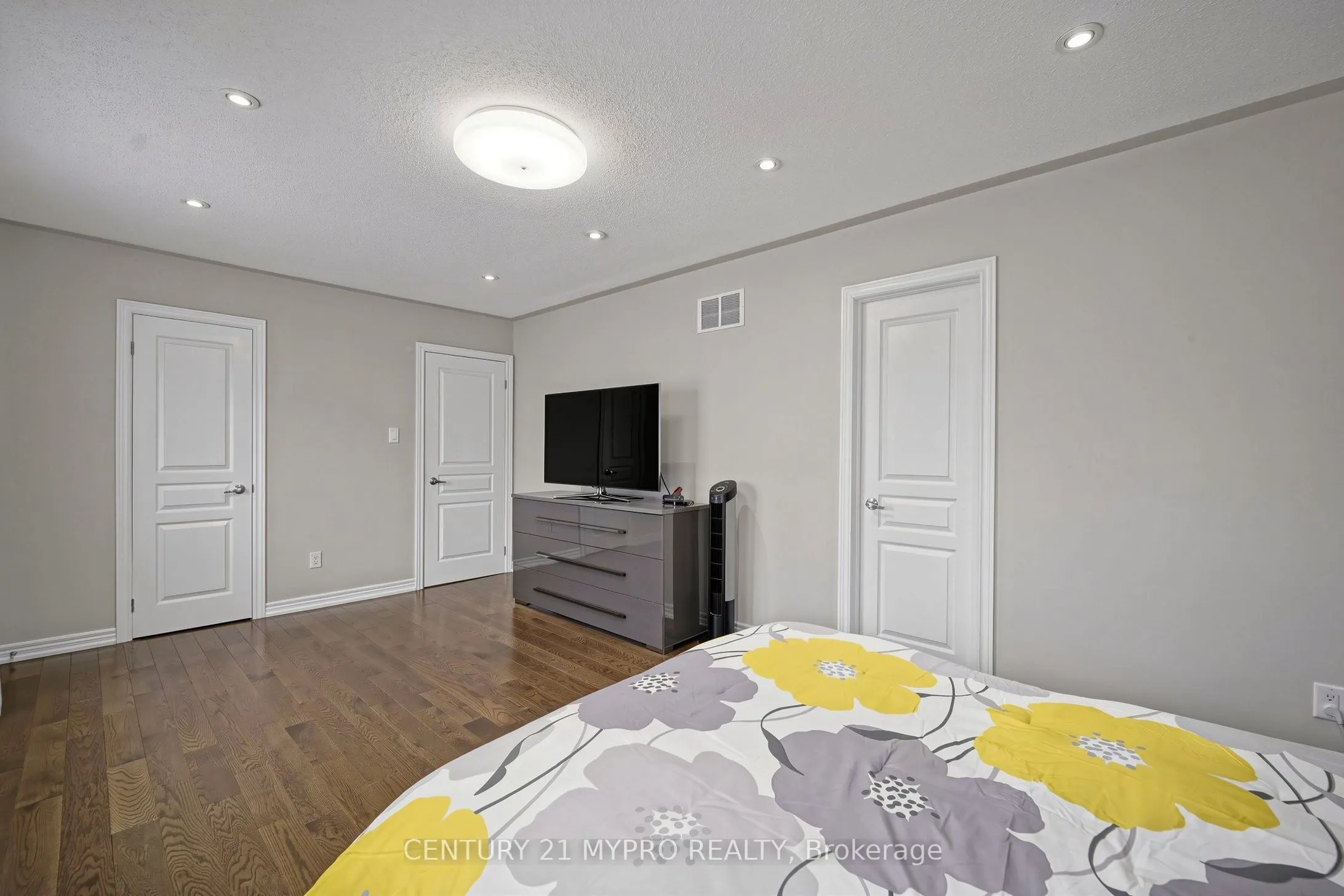 225 Silver Maple Road