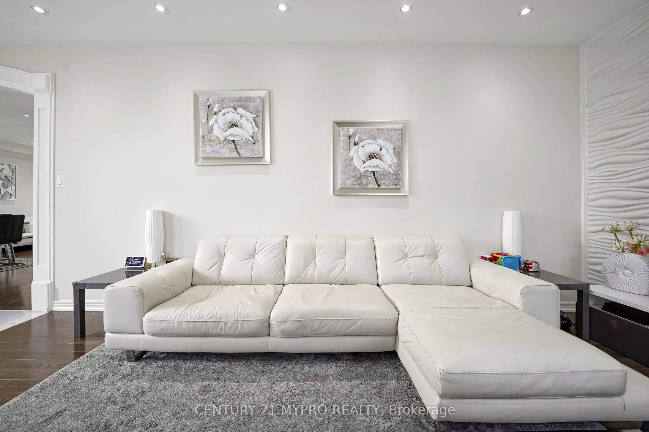 225 Silver Maple Road