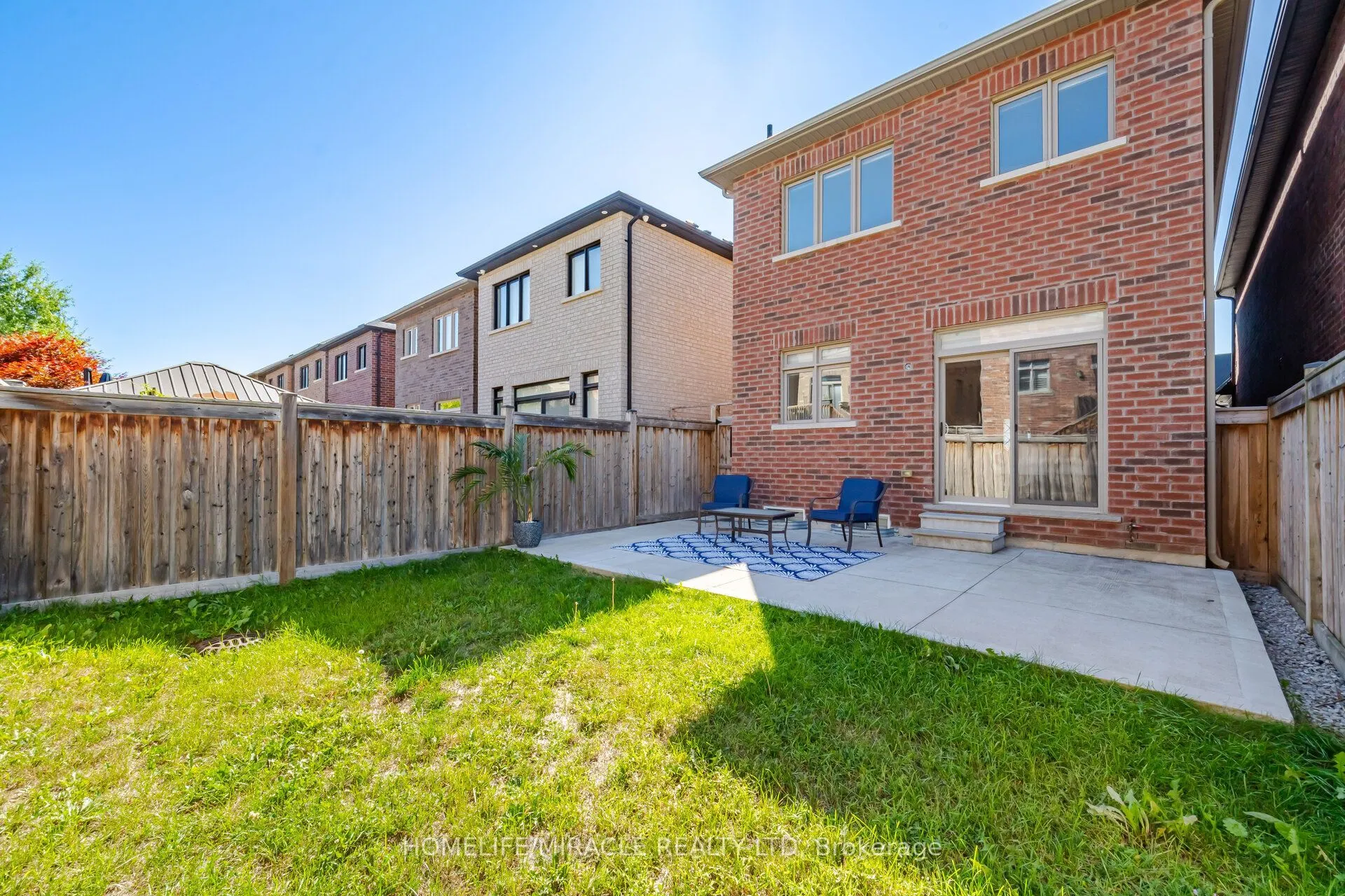 14 Zenith Avenue