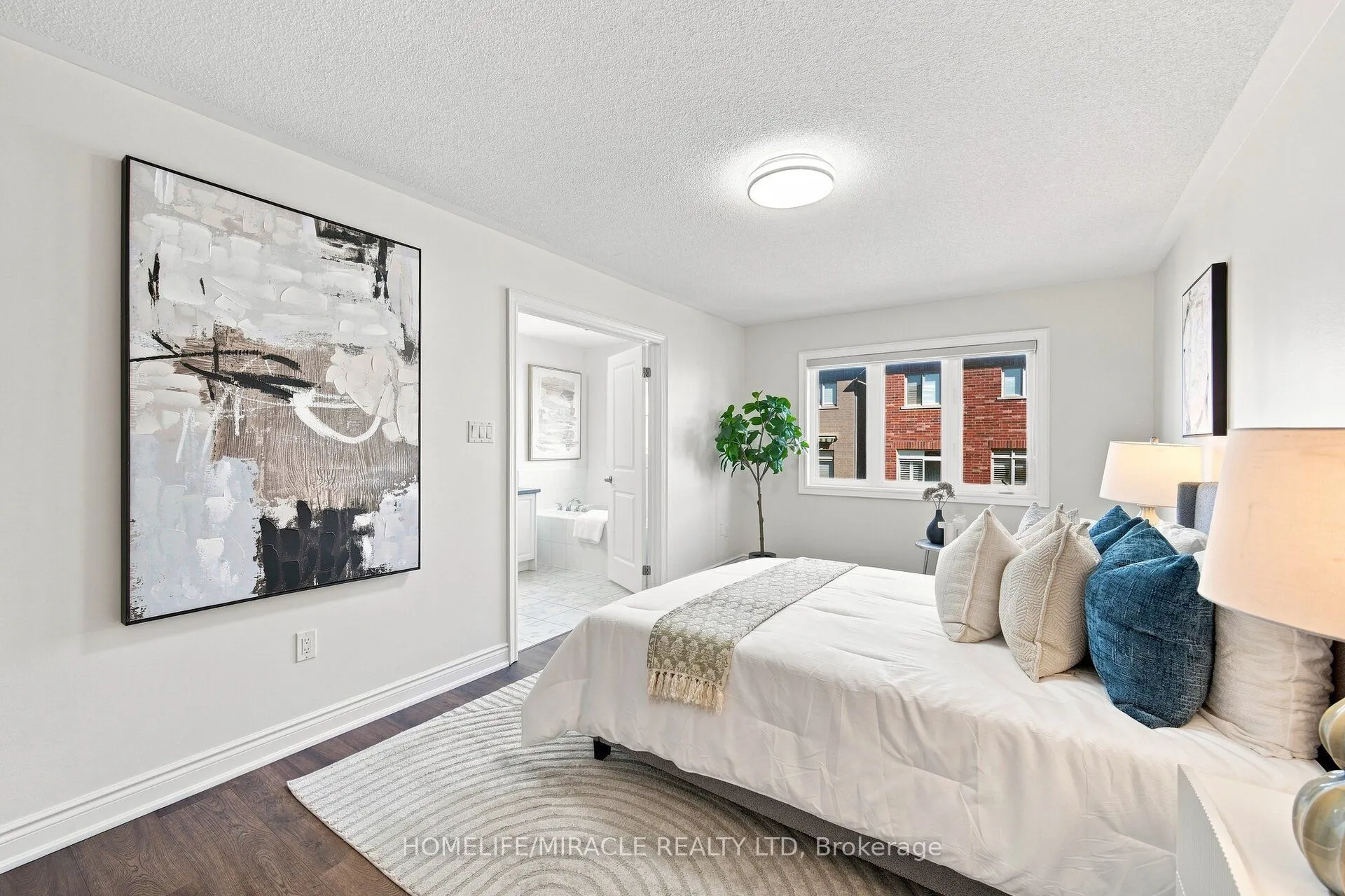 14 Zenith Avenue