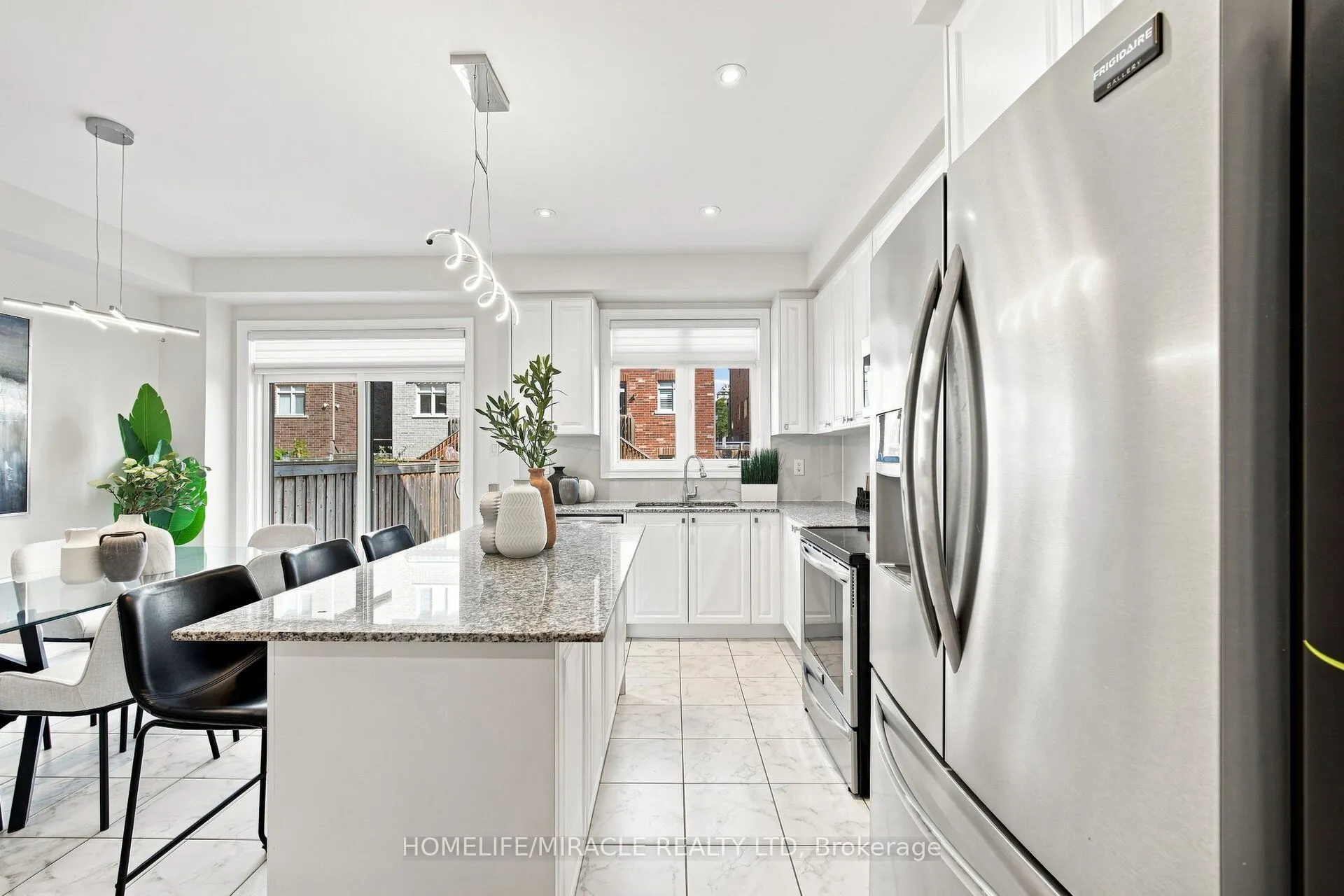 14 Zenith Avenue