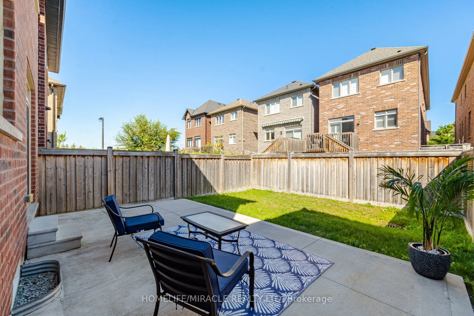 14 Zenith Avenue
