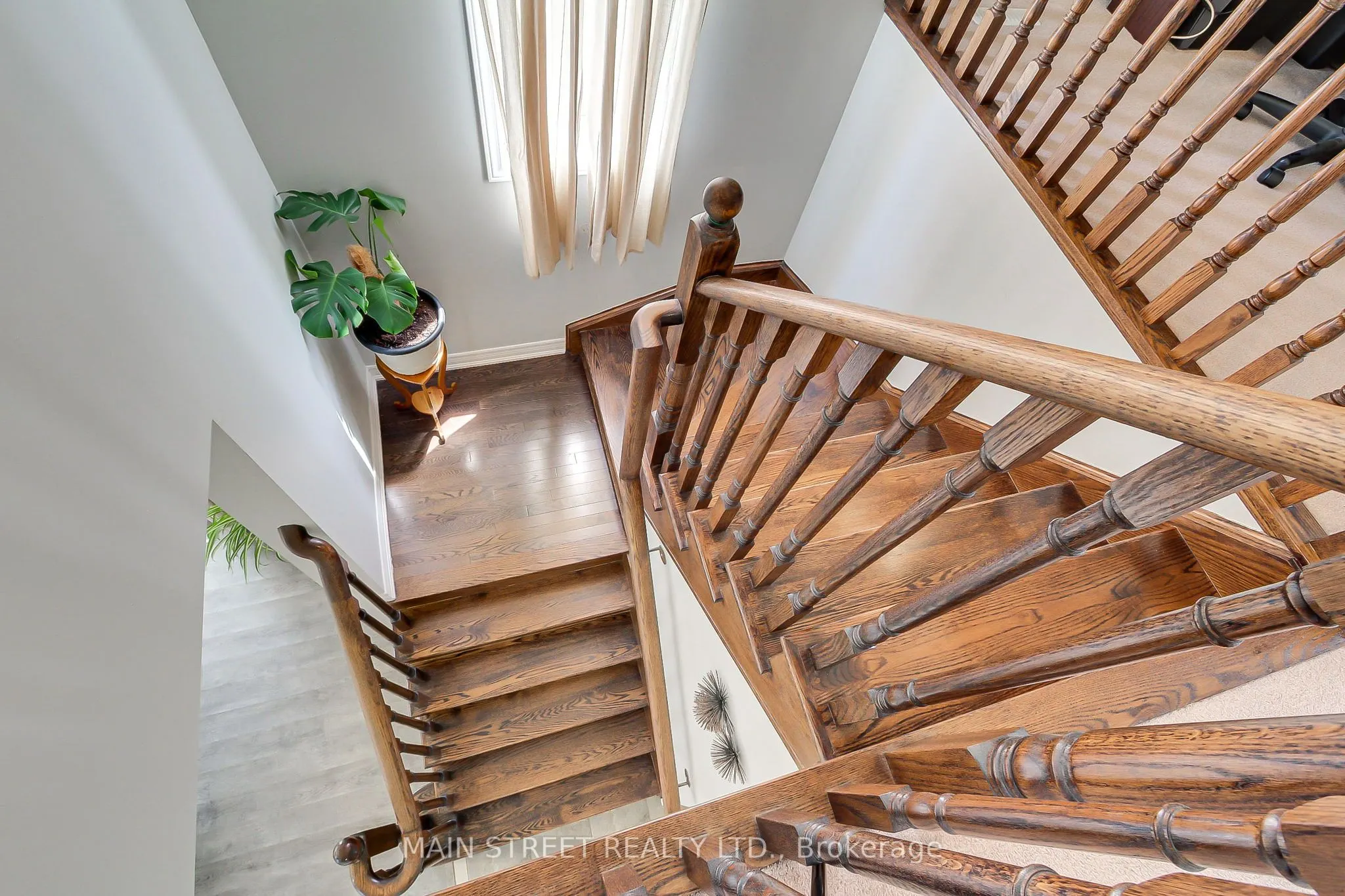 34 Grey Wing Avenue