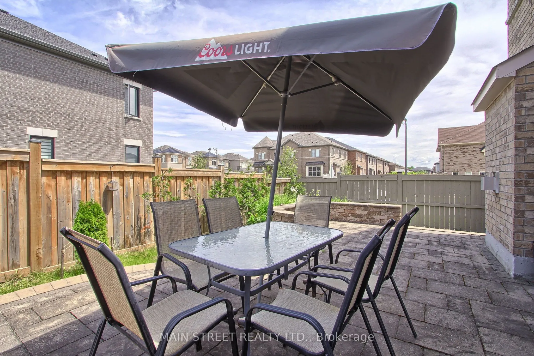 34 Grey Wing Avenue