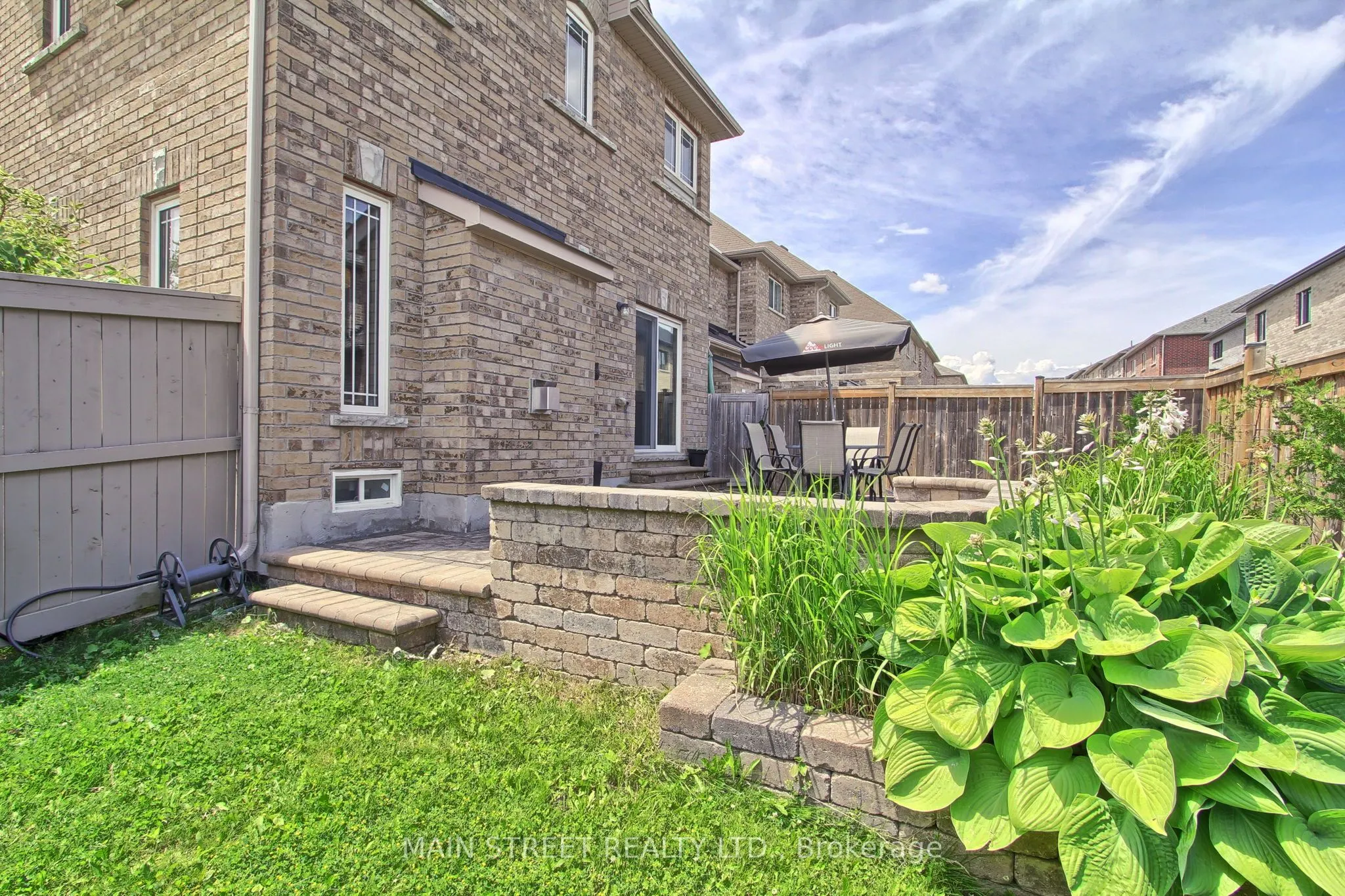 34 Grey Wing Avenue