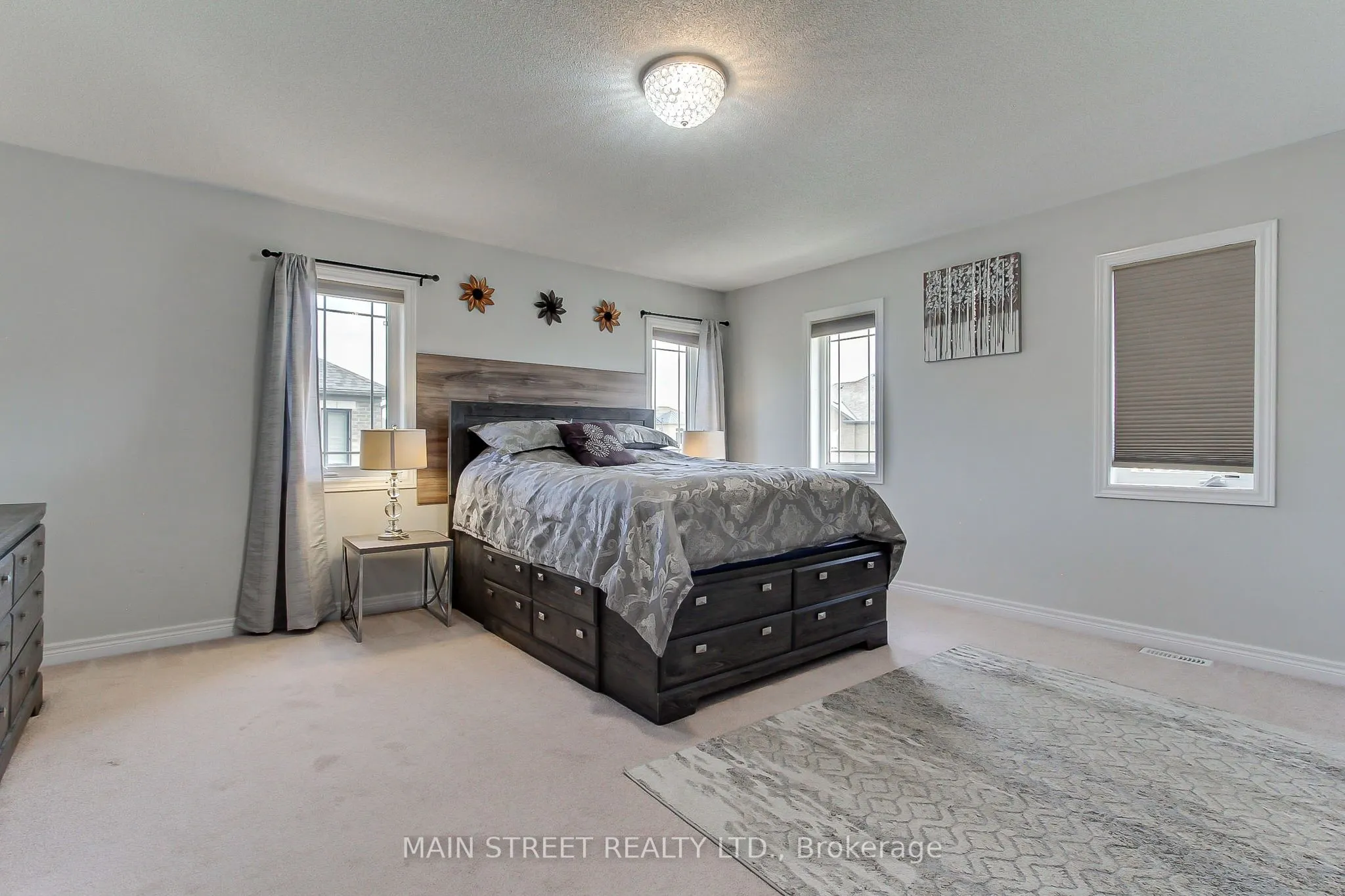 34 Grey Wing Avenue