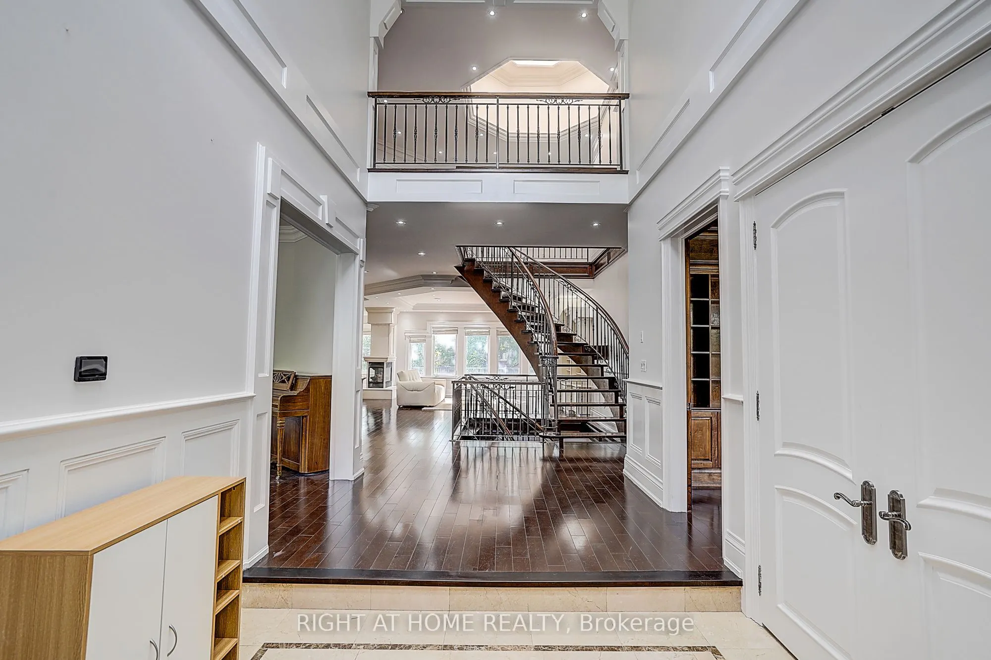 16 Fairview Avenue