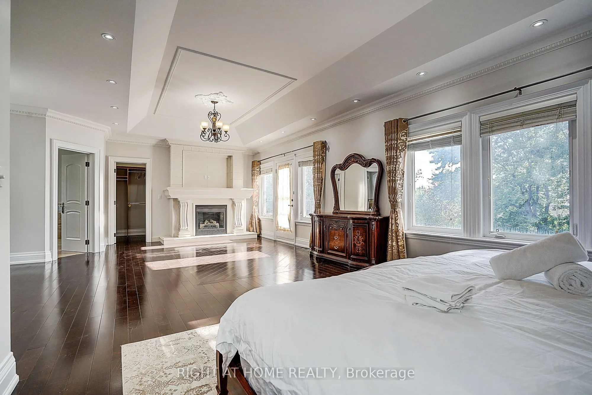 16 Fairview Avenue