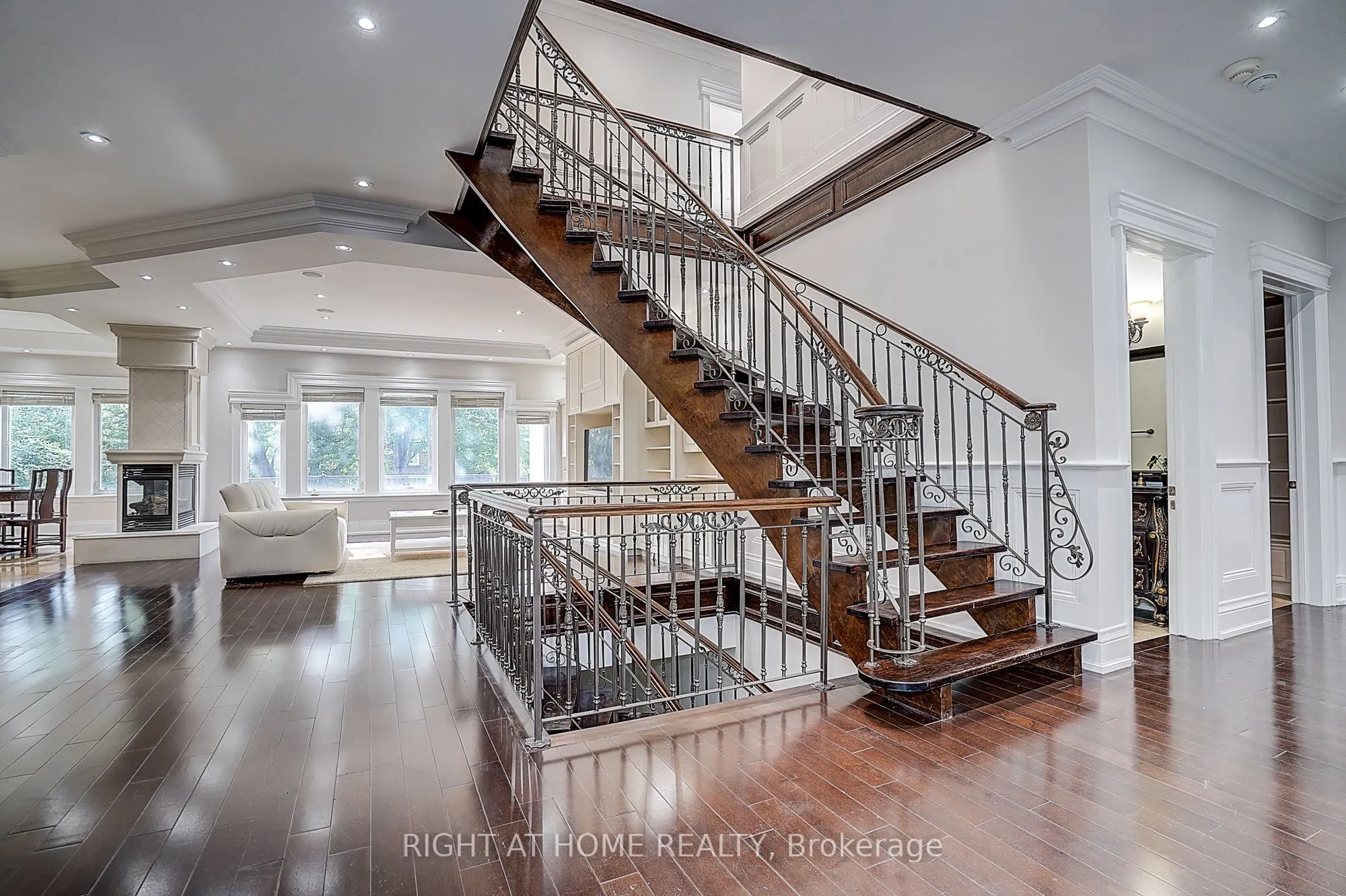 16 Fairview Avenue