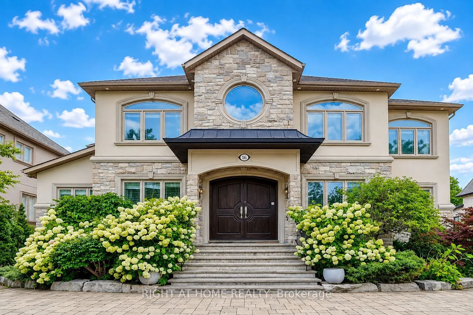 16 Fairview Avenue