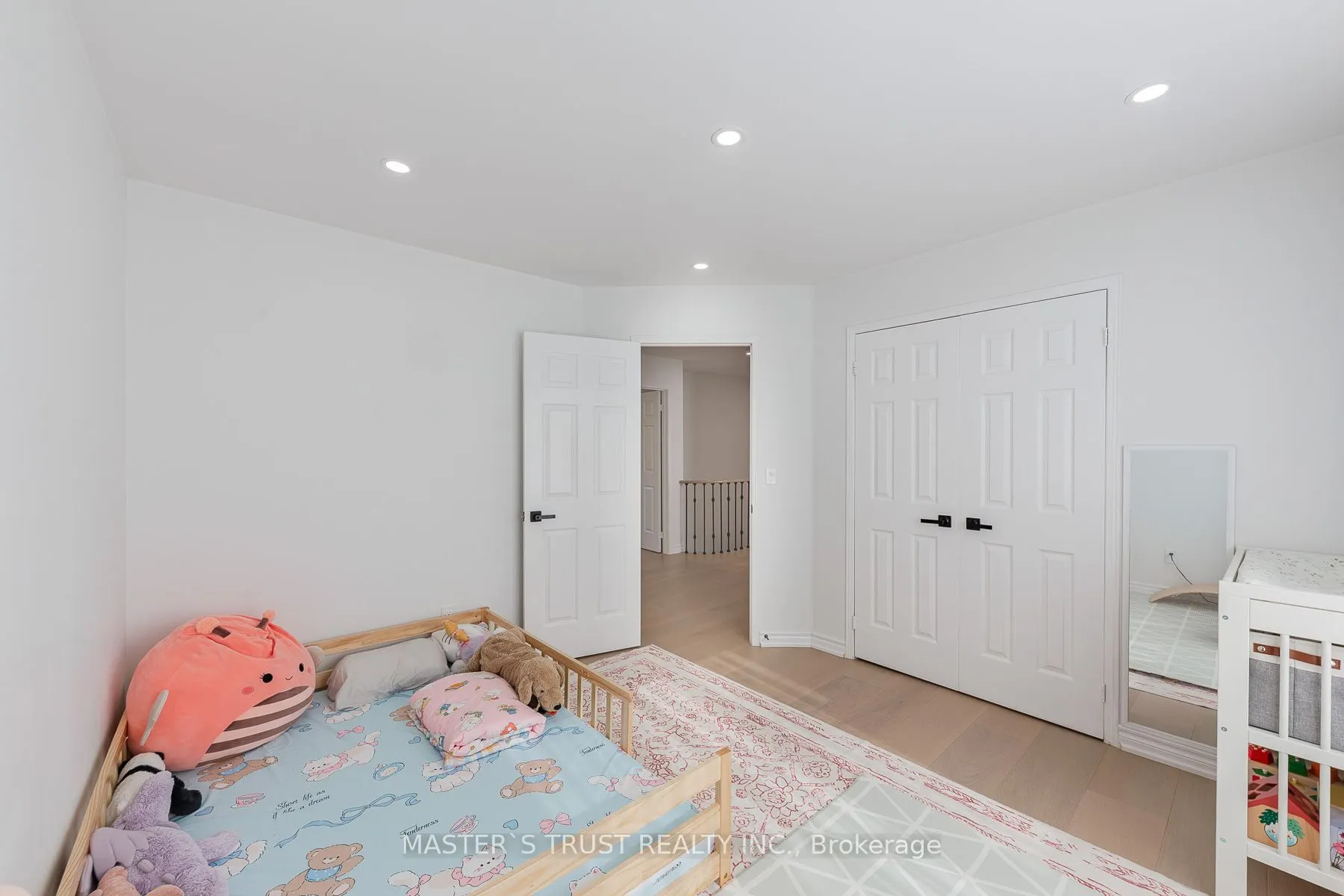8572 Martin Grove Road