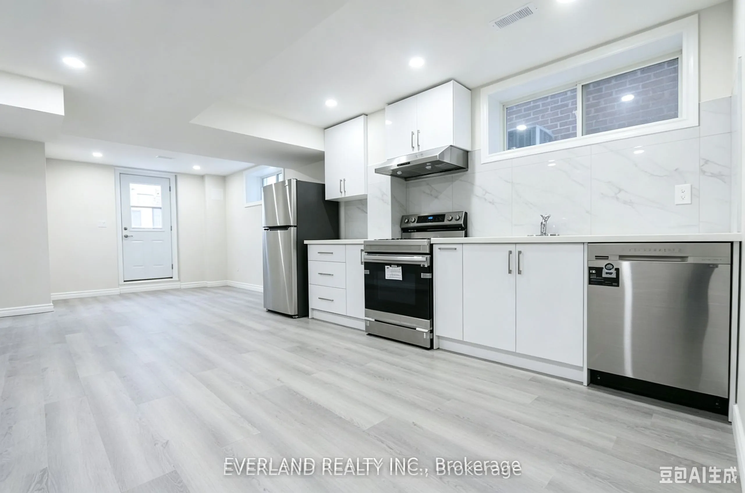 21 Kenneth Ross Bend