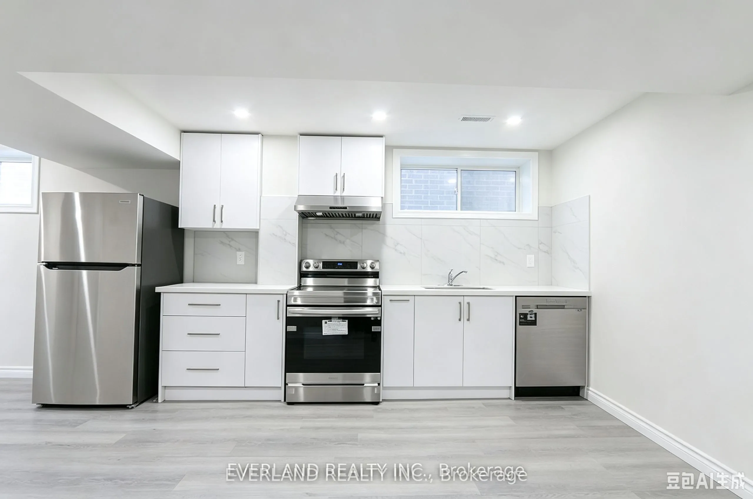 21 Kenneth Ross Bend