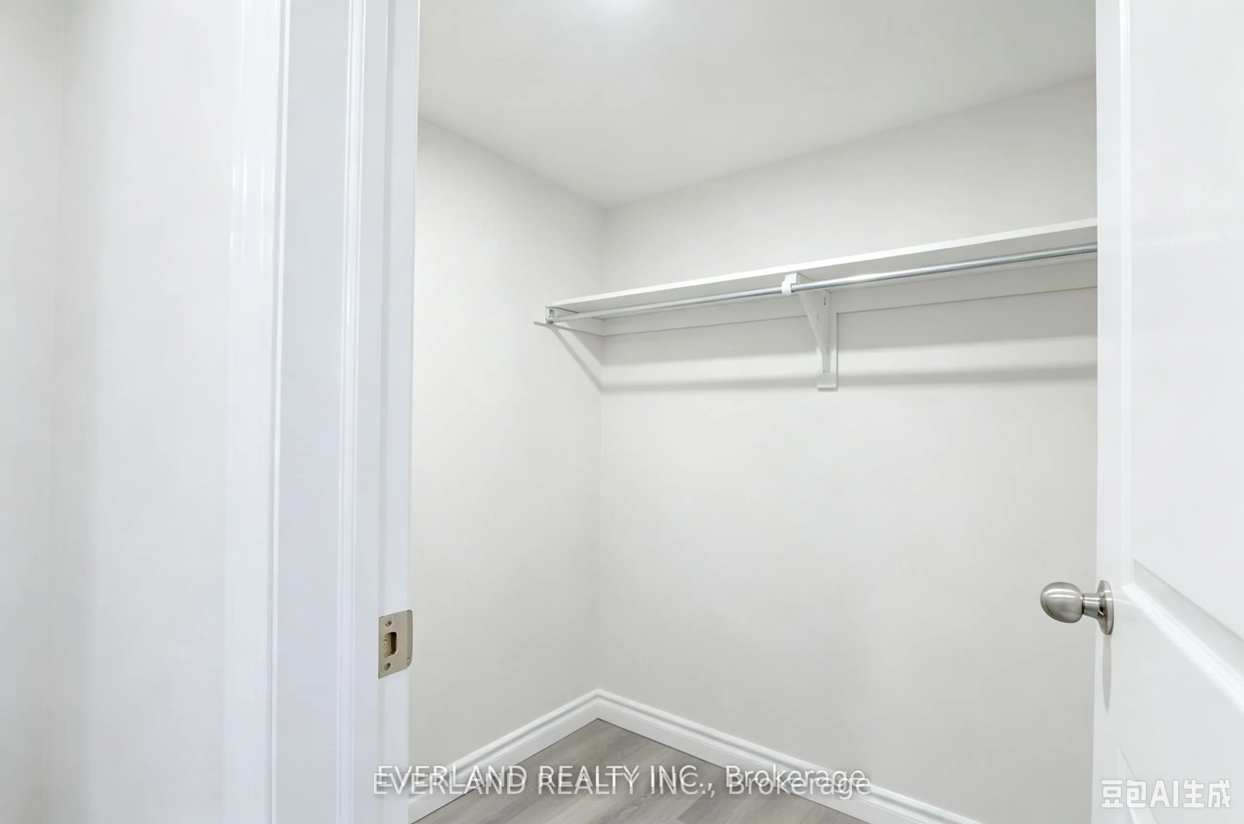21 Kenneth Ross Bend