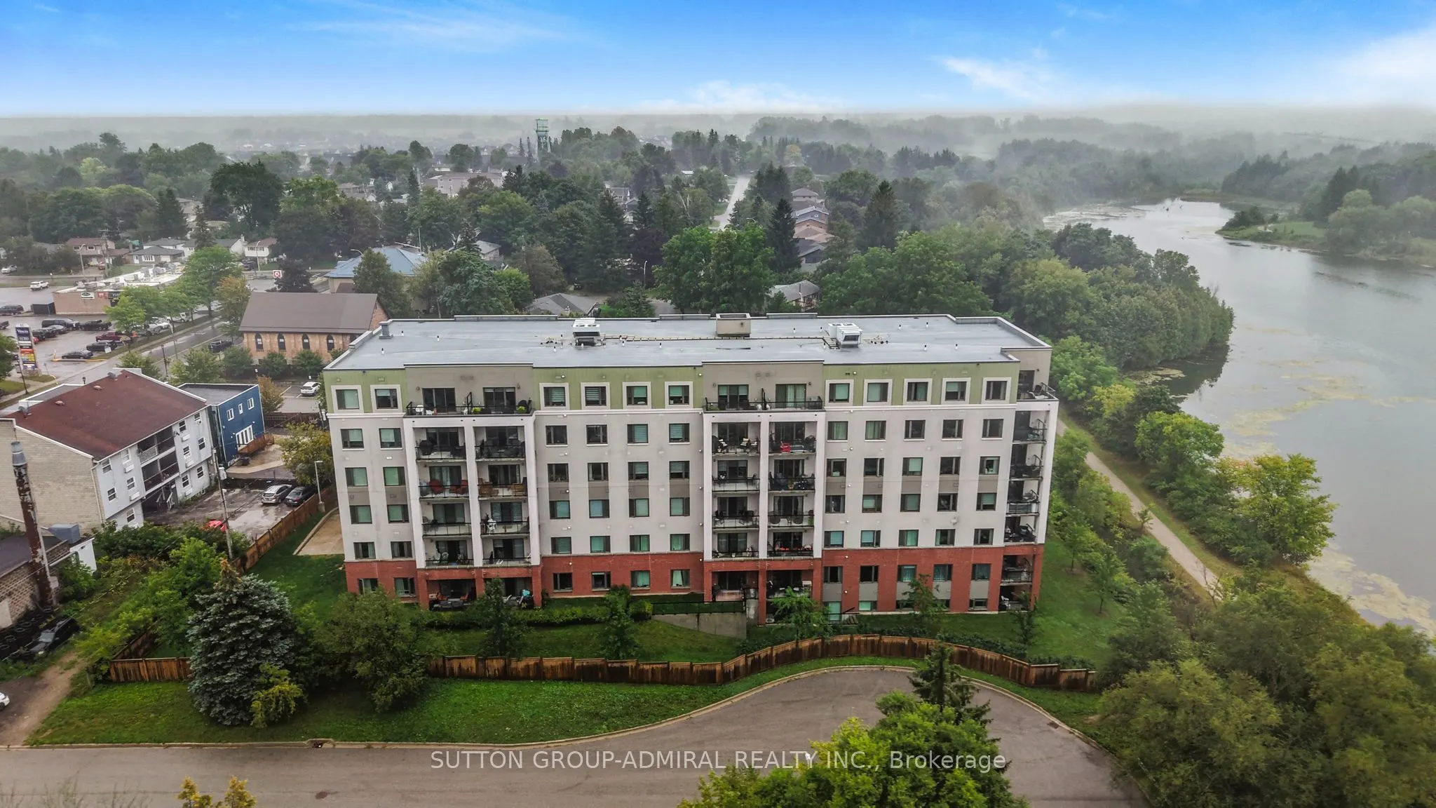 64 Queen Street S #G3