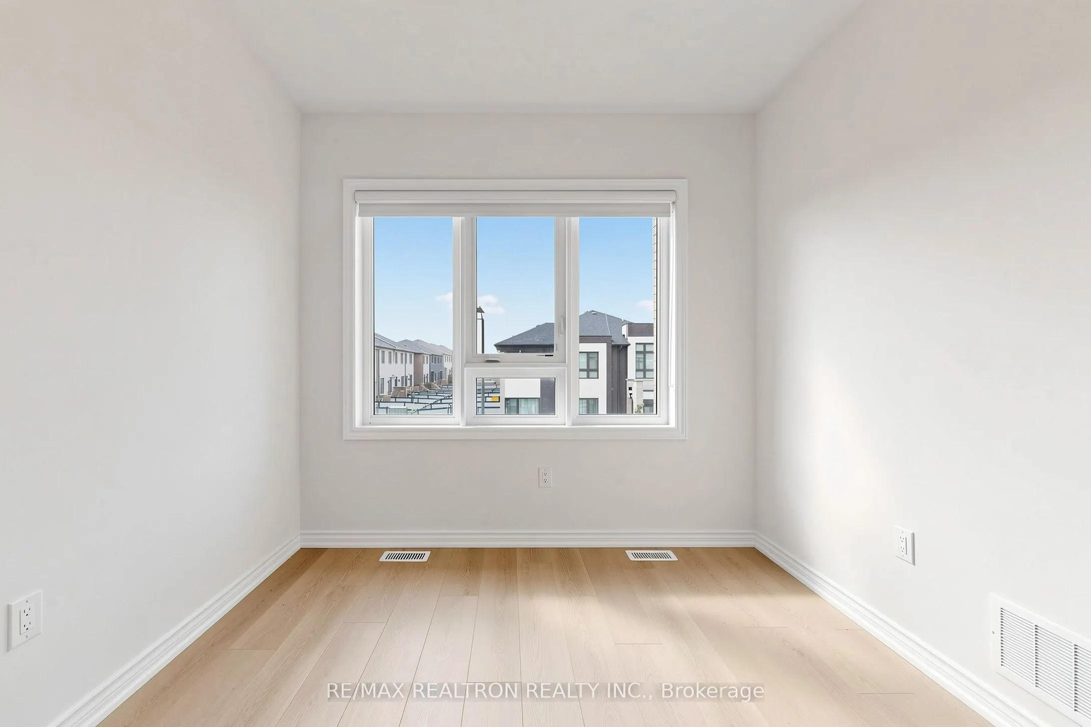 8 Hewison Avenue