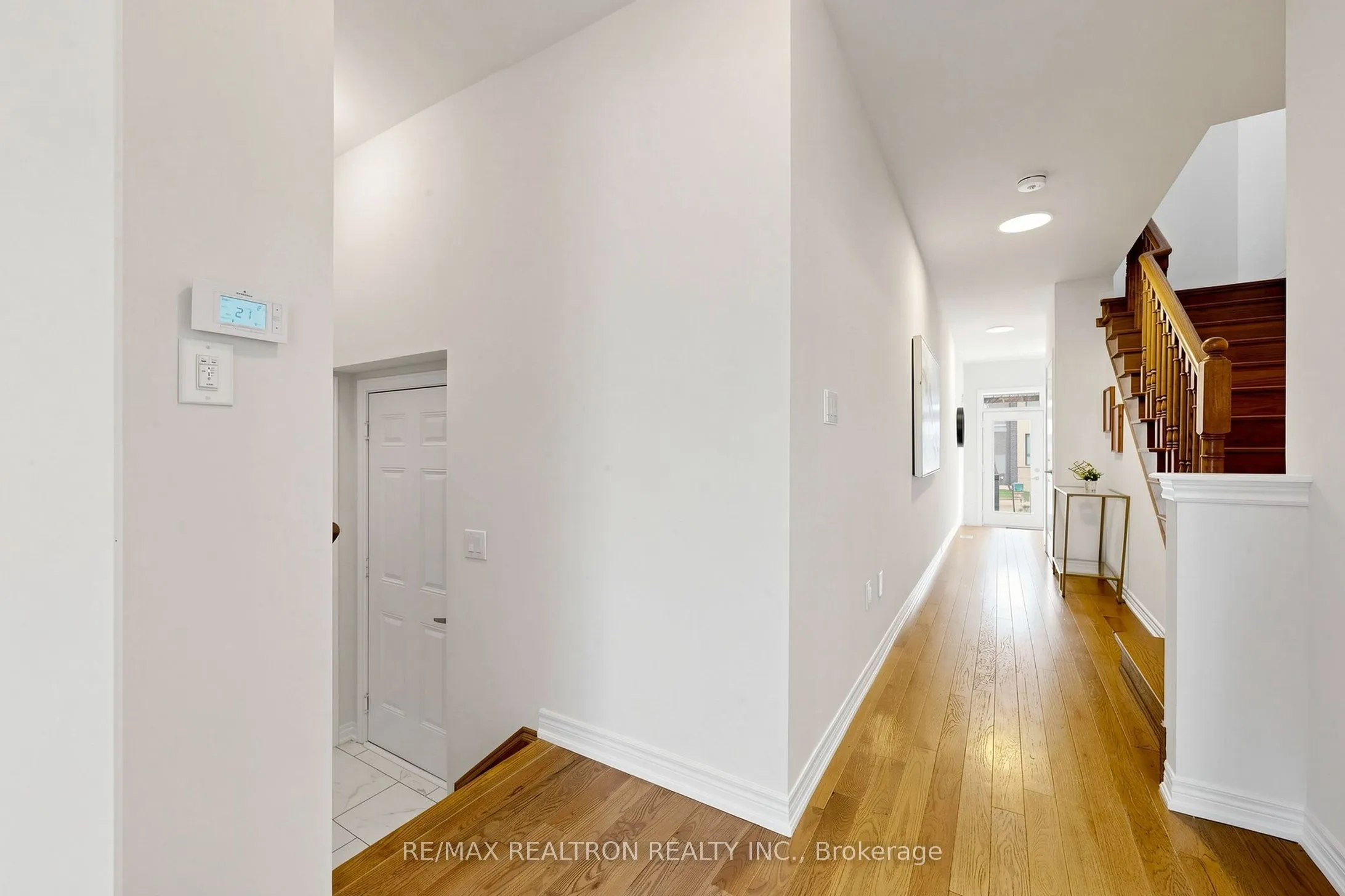 8 Hewison Avenue