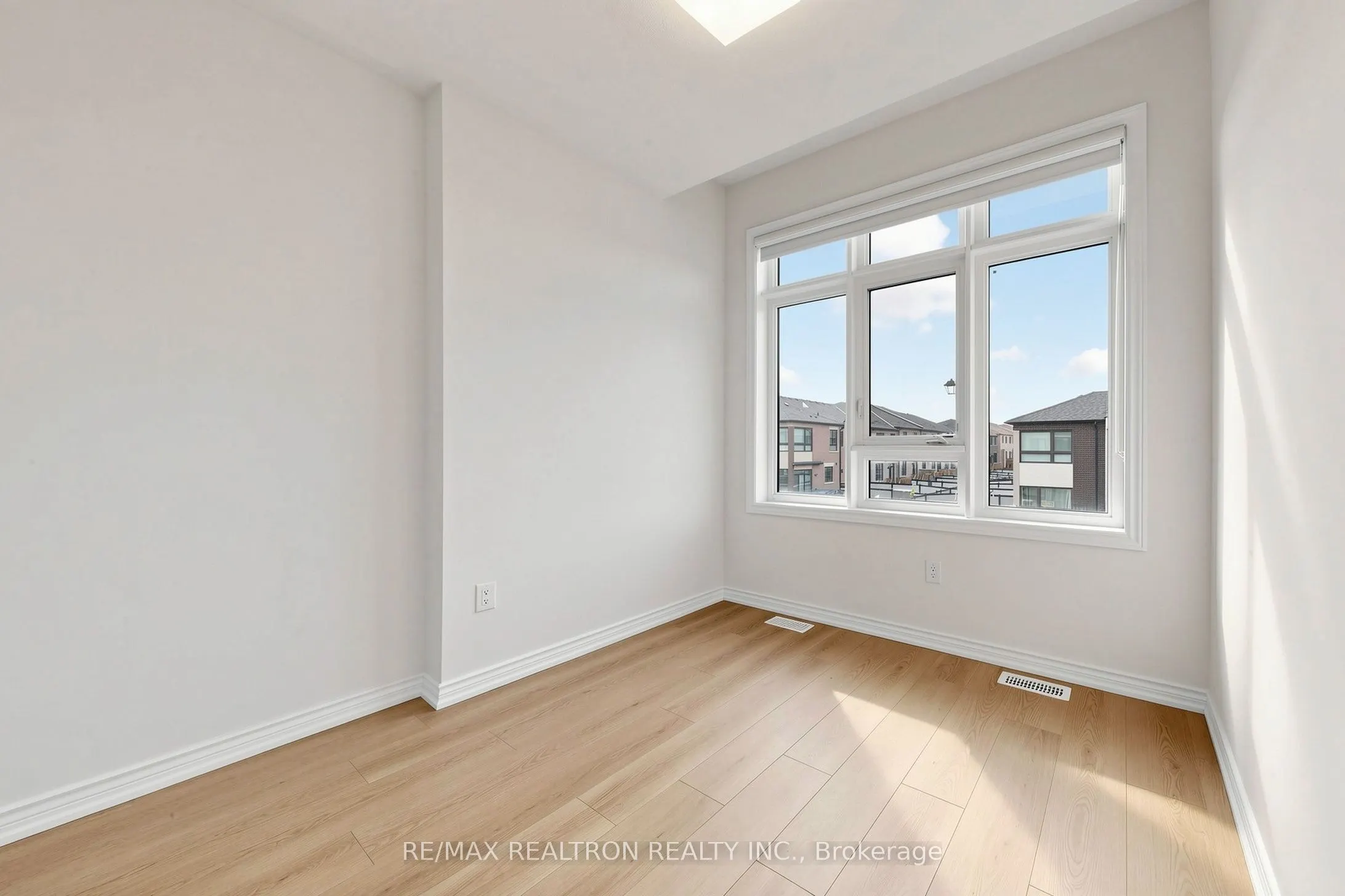 8 Hewison Avenue