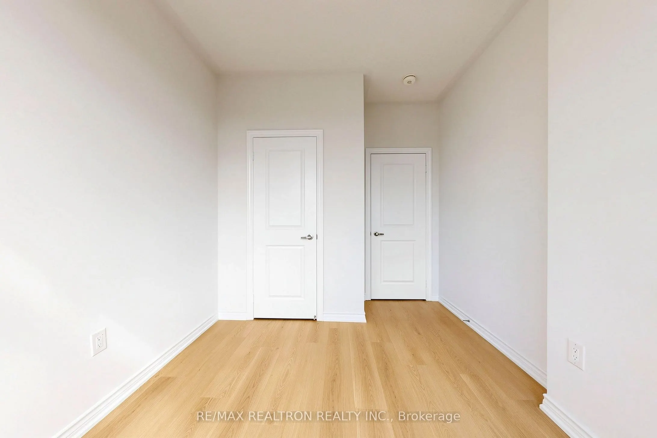 8 Hewison Avenue