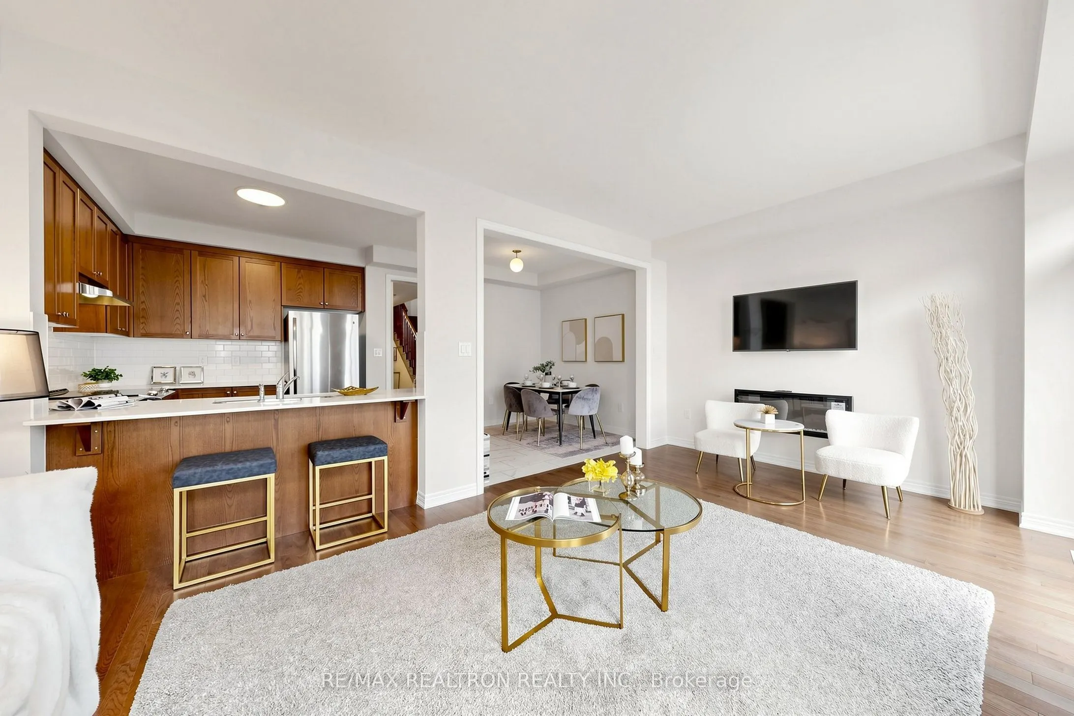 8 Hewison Avenue