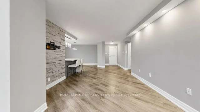7440 Bathurst Street #512