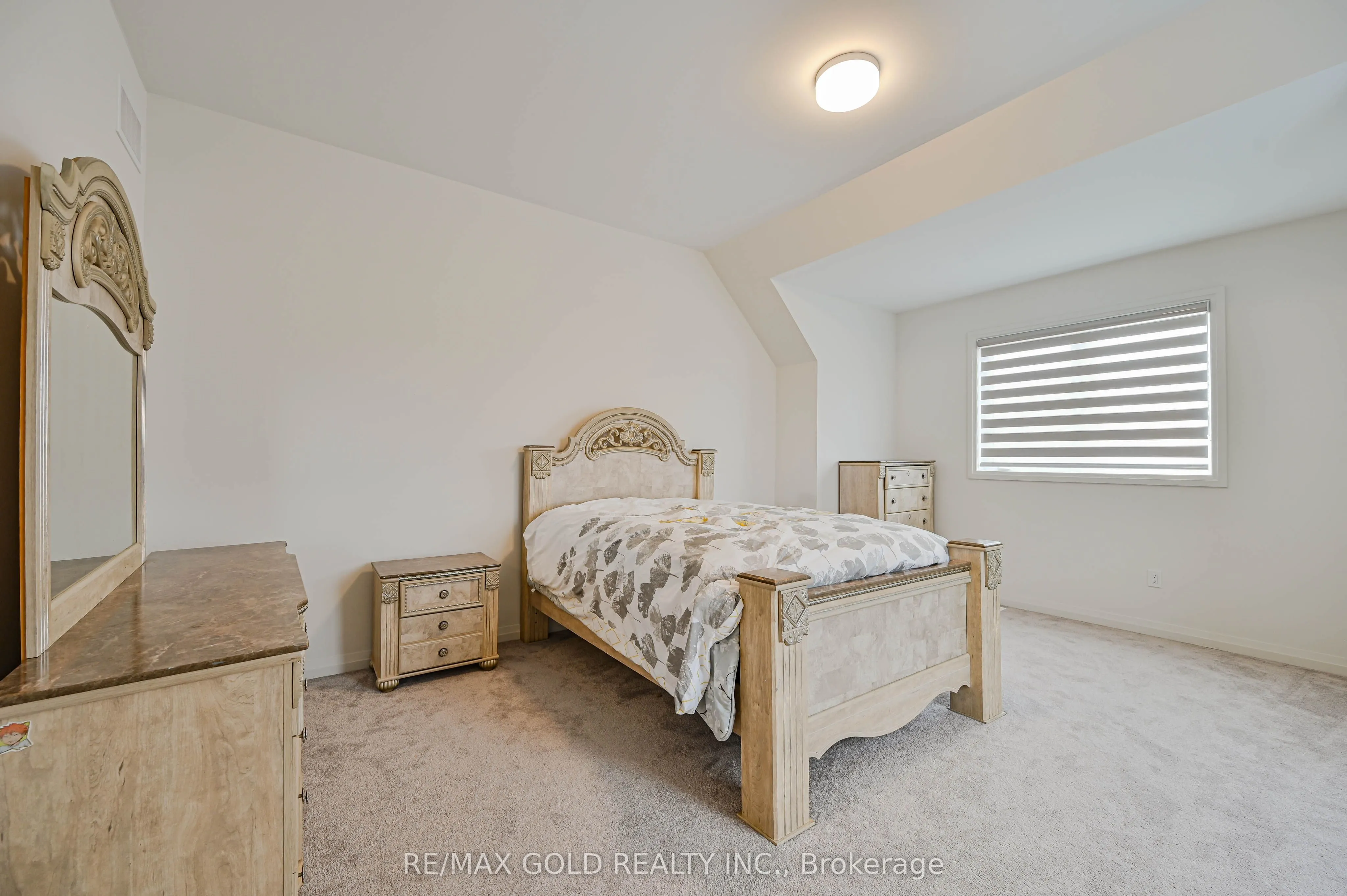 5 Elderberry Way