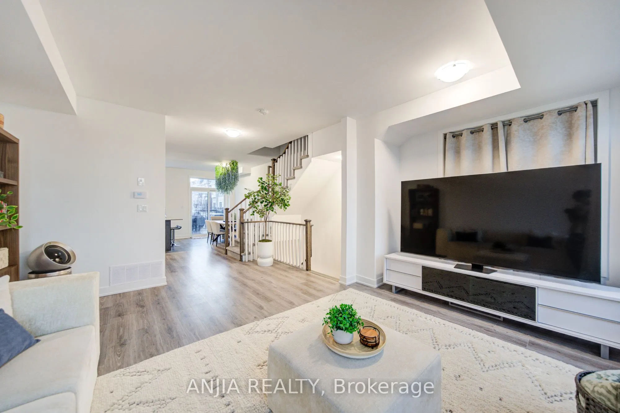 5448 Main Street