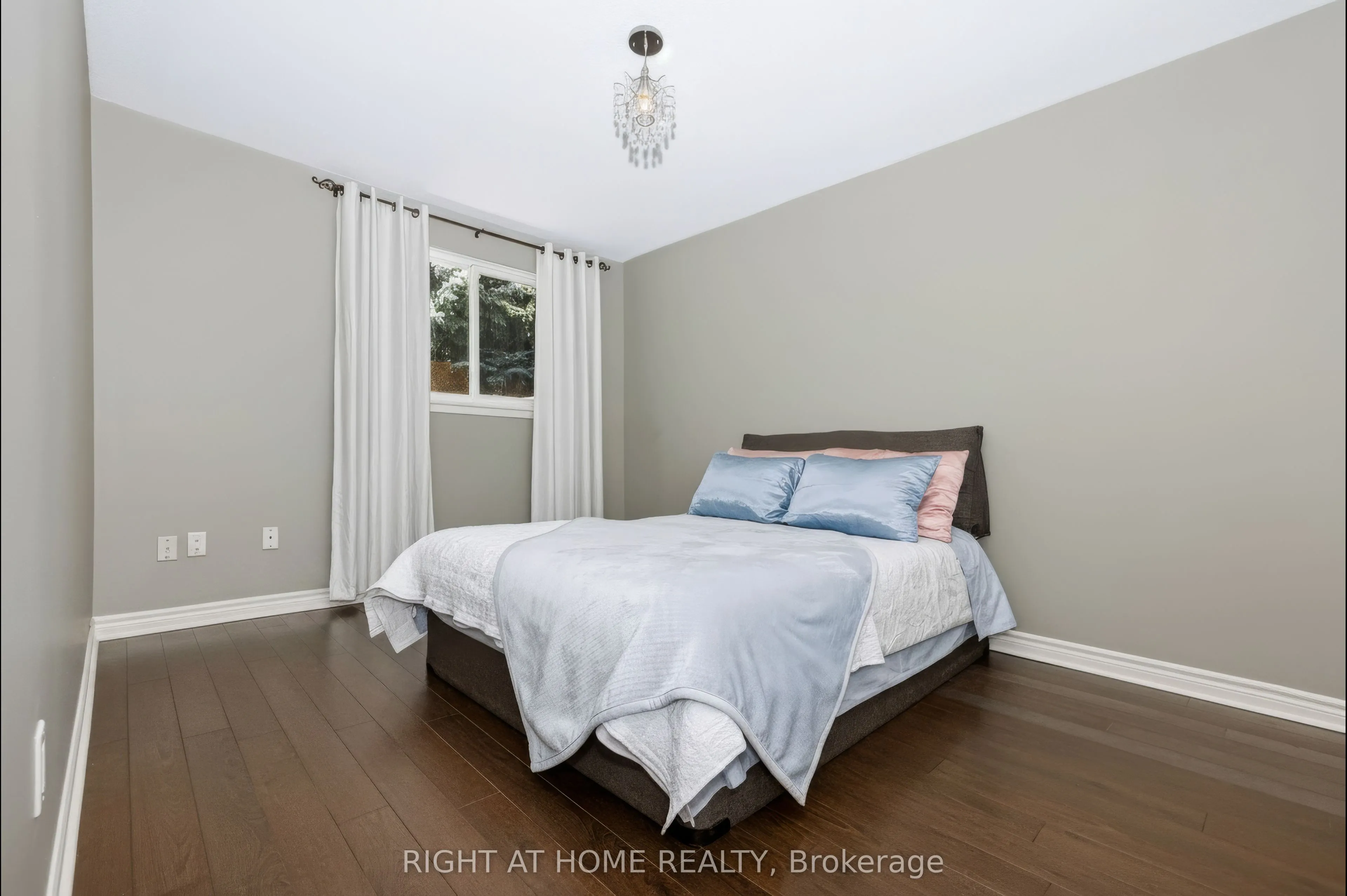 229 Britannia Avenue