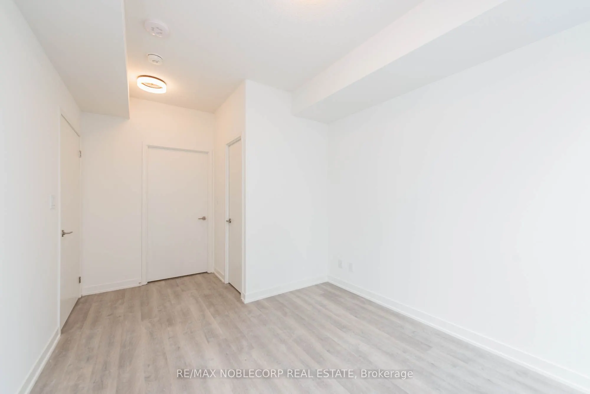 292 Verdale Crossing #812
