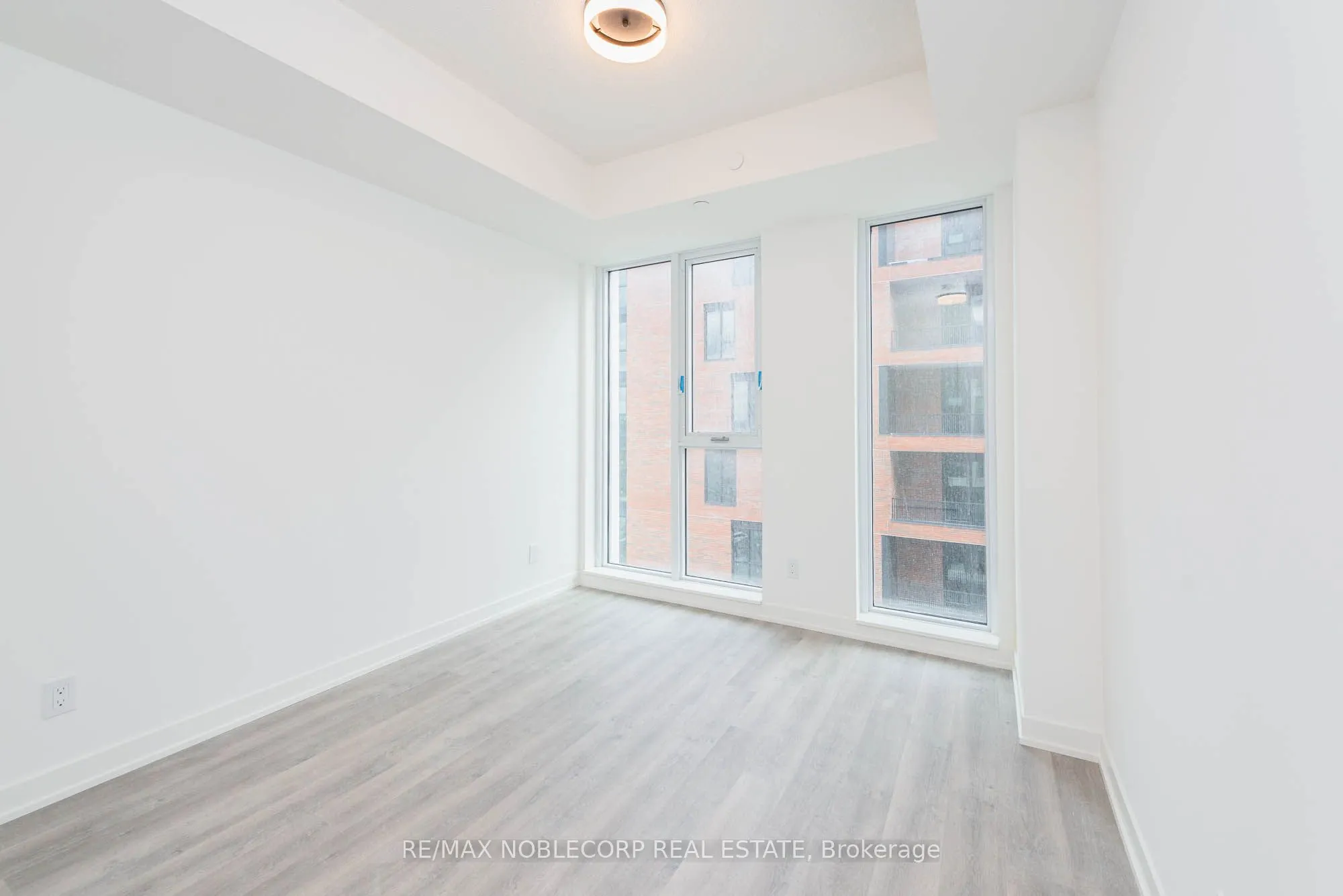 292 Verdale Crossing #812