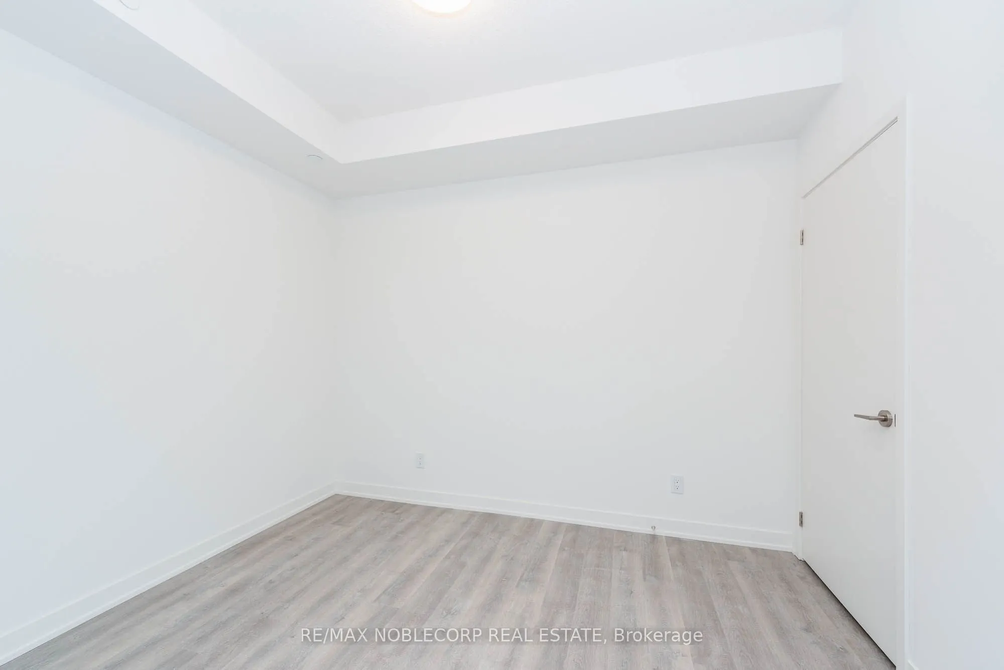 292 Verdale Crossing #812