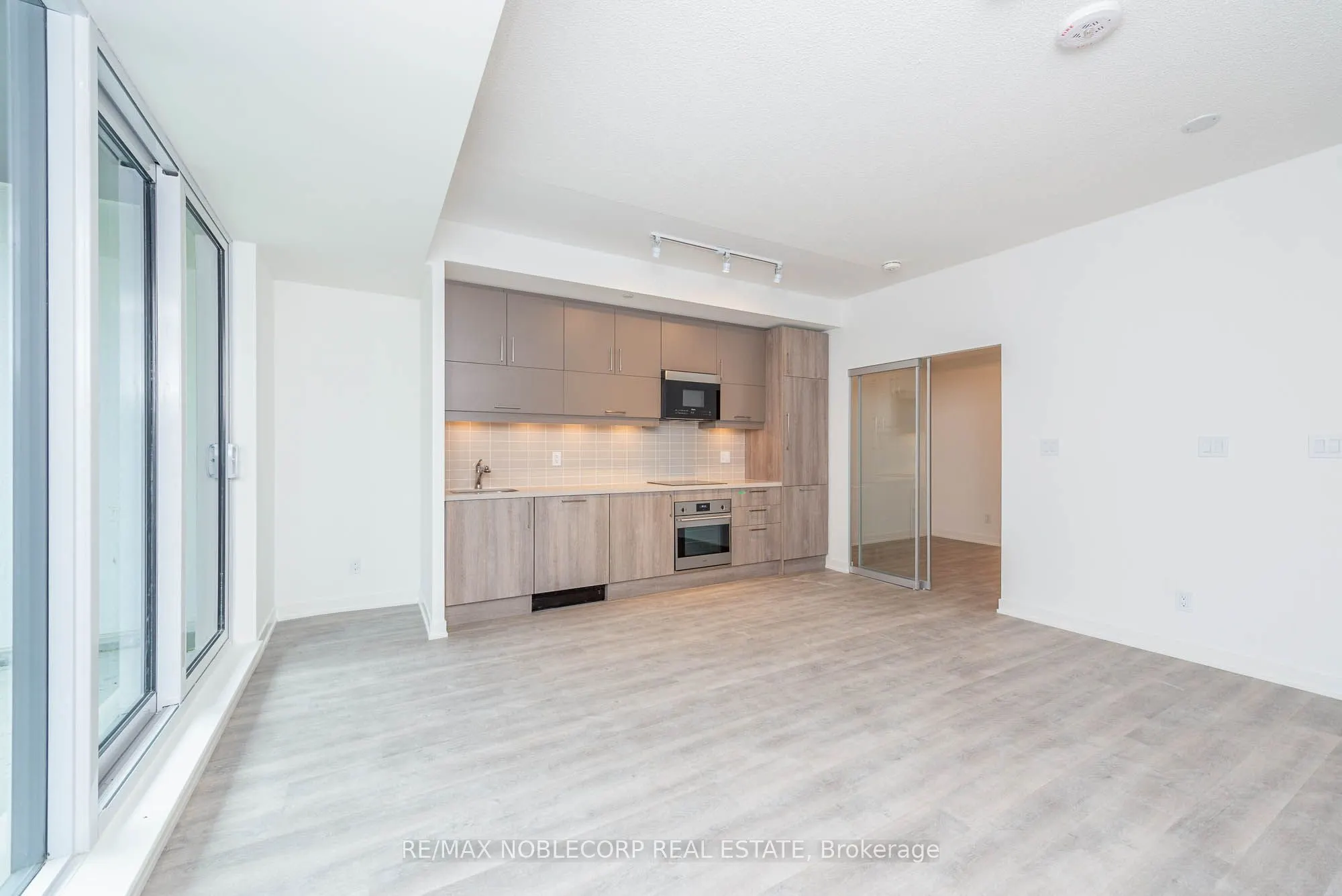 292 Verdale Crossing #812