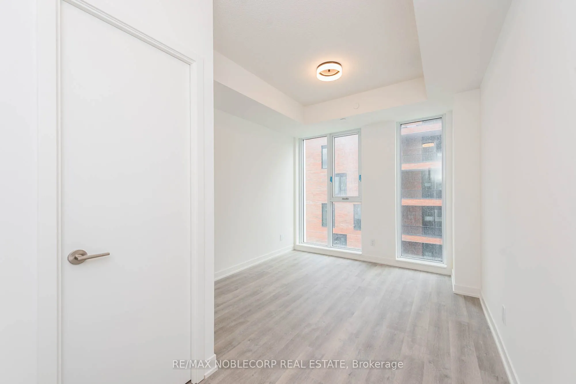 292 Verdale Crossing #812